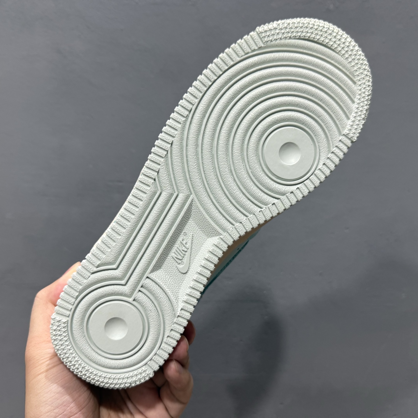 手绘涂鸦“青空花屿”Nike Air Force 1 “Qingkong ”空军一号定制板鞋 KS6968-777