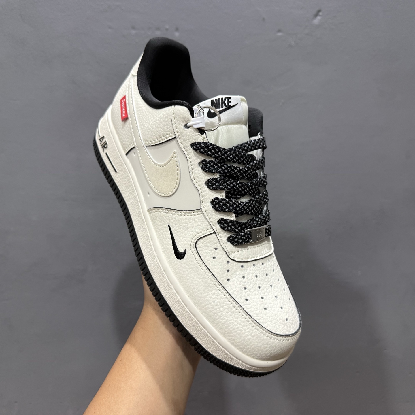 Nike Air Force 1'07 Low Supreme联名 米黑边 空军一号低帮休闲板鞋 XX3168-220