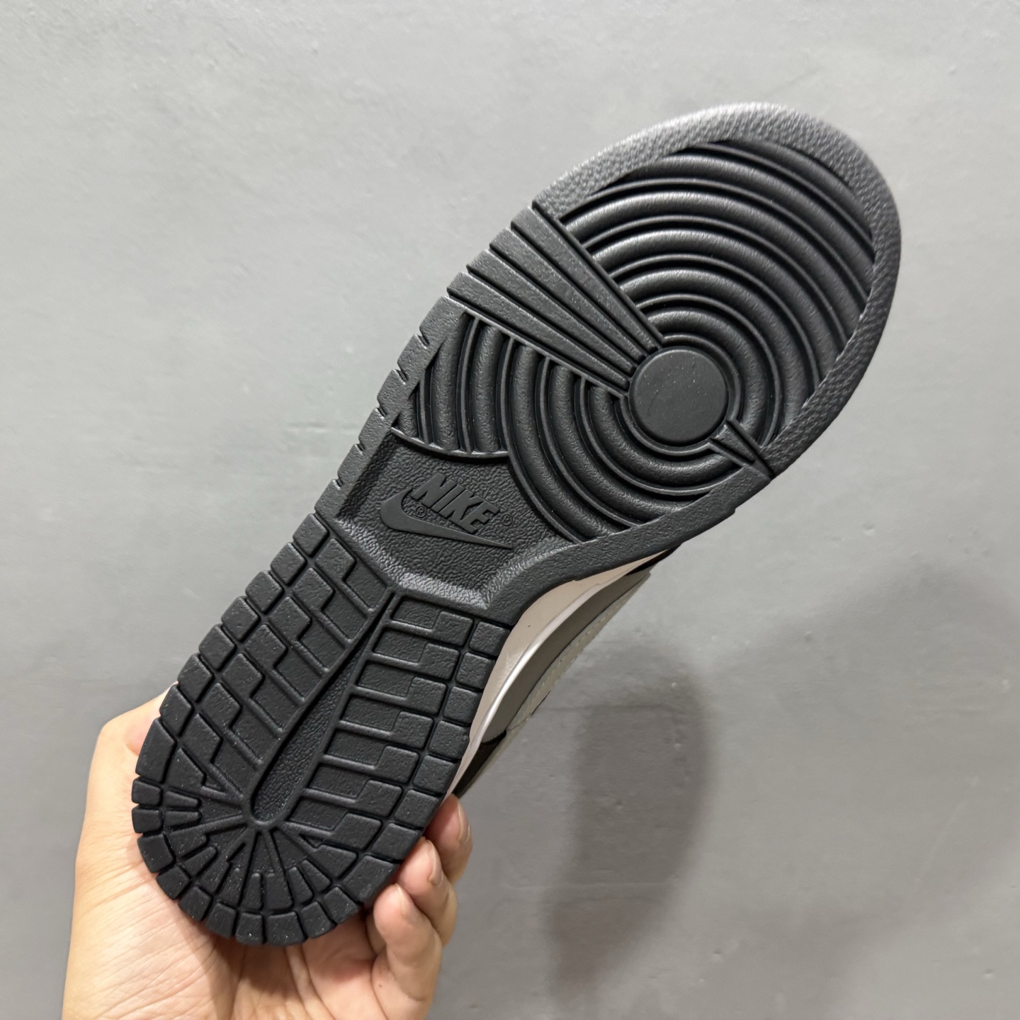 Nike SB Dunk Low 黑灰 低帮休闲板鞋 IB3079-001