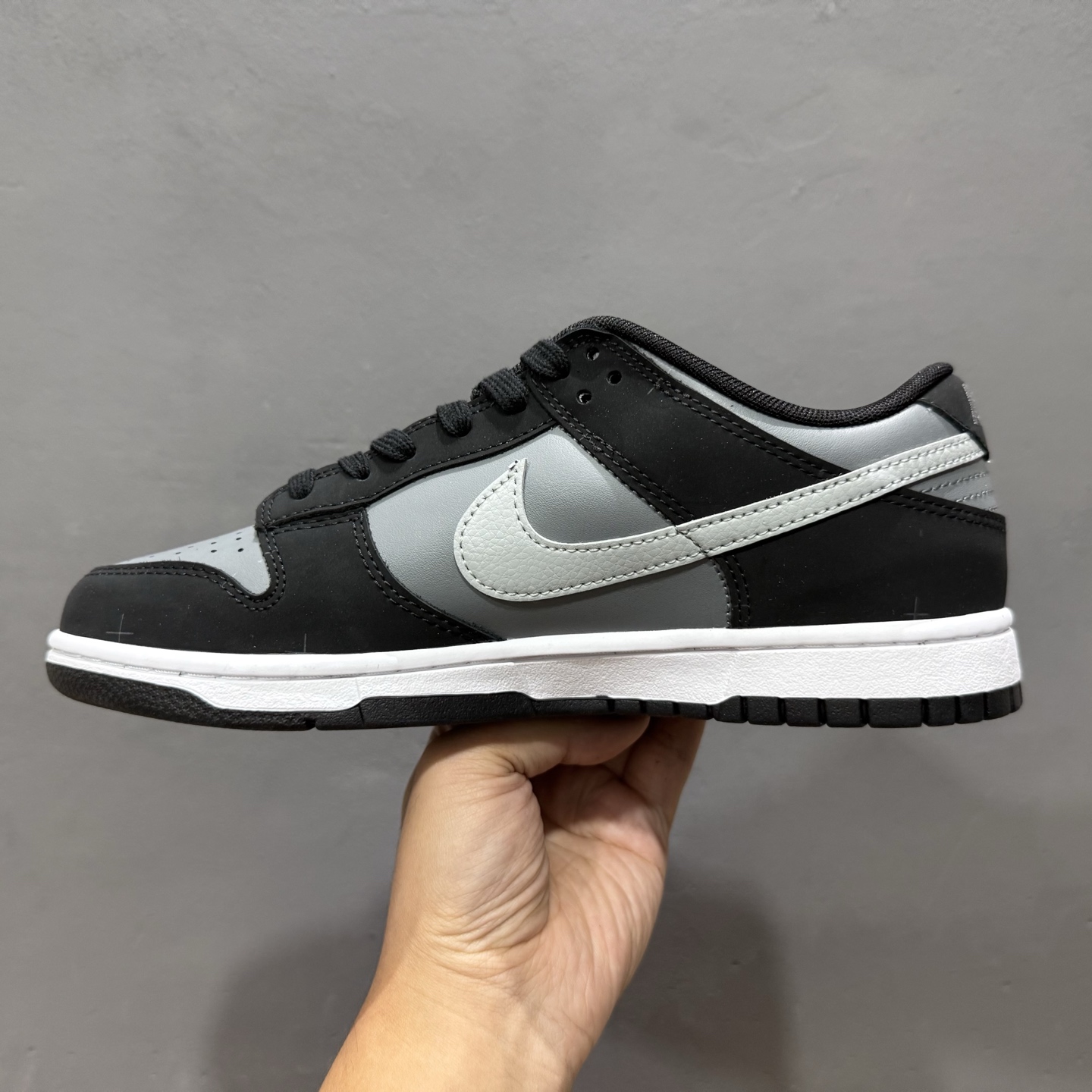 Nike SB Dunk Low 黑灰 低帮休闲板鞋 IB3079-001