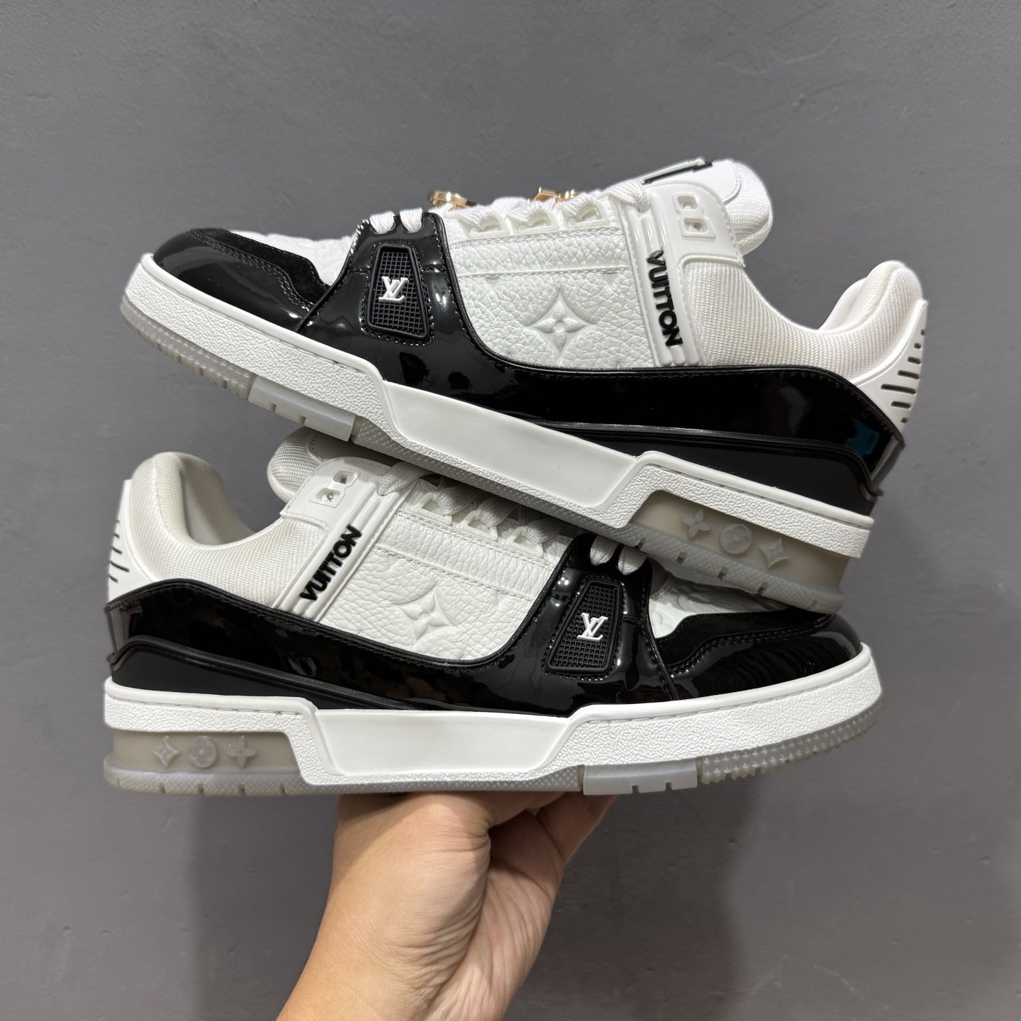 600 黑 LOUIS VUITTON Trainer LV 路易威登 独家全新升级最新包装，海淘代购同渠道品质