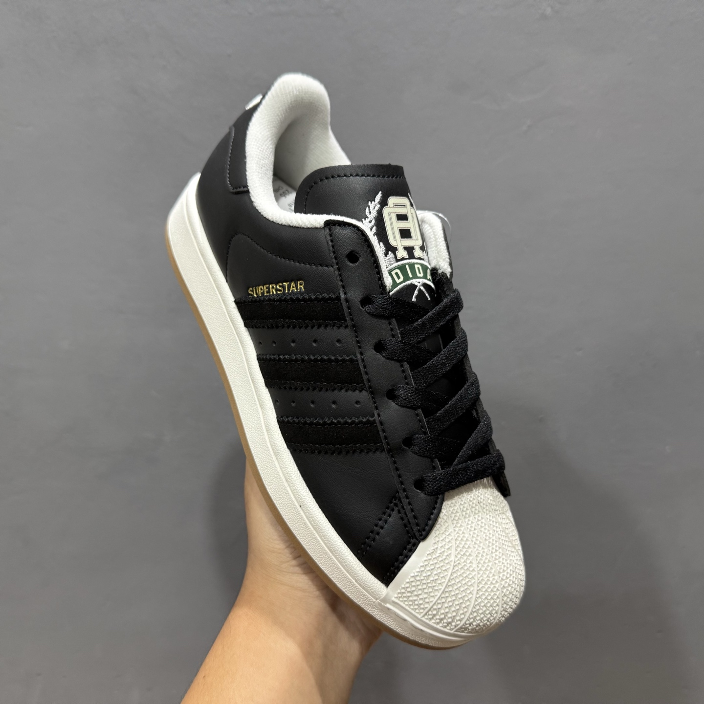 150 Adidas Originals SUPERSTAR II 经典贝壳头 JQ3214