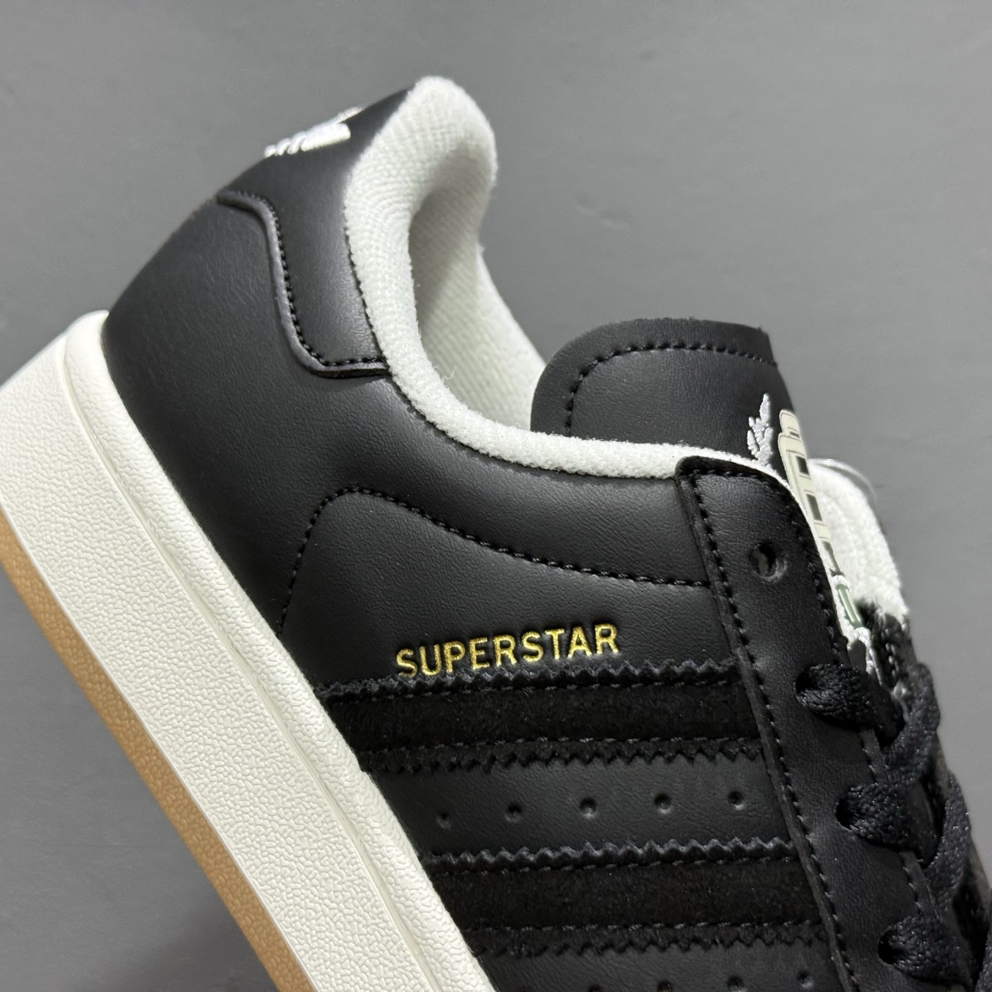 150 Adidas Originals SUPERSTAR II 经典贝壳头 JQ3214