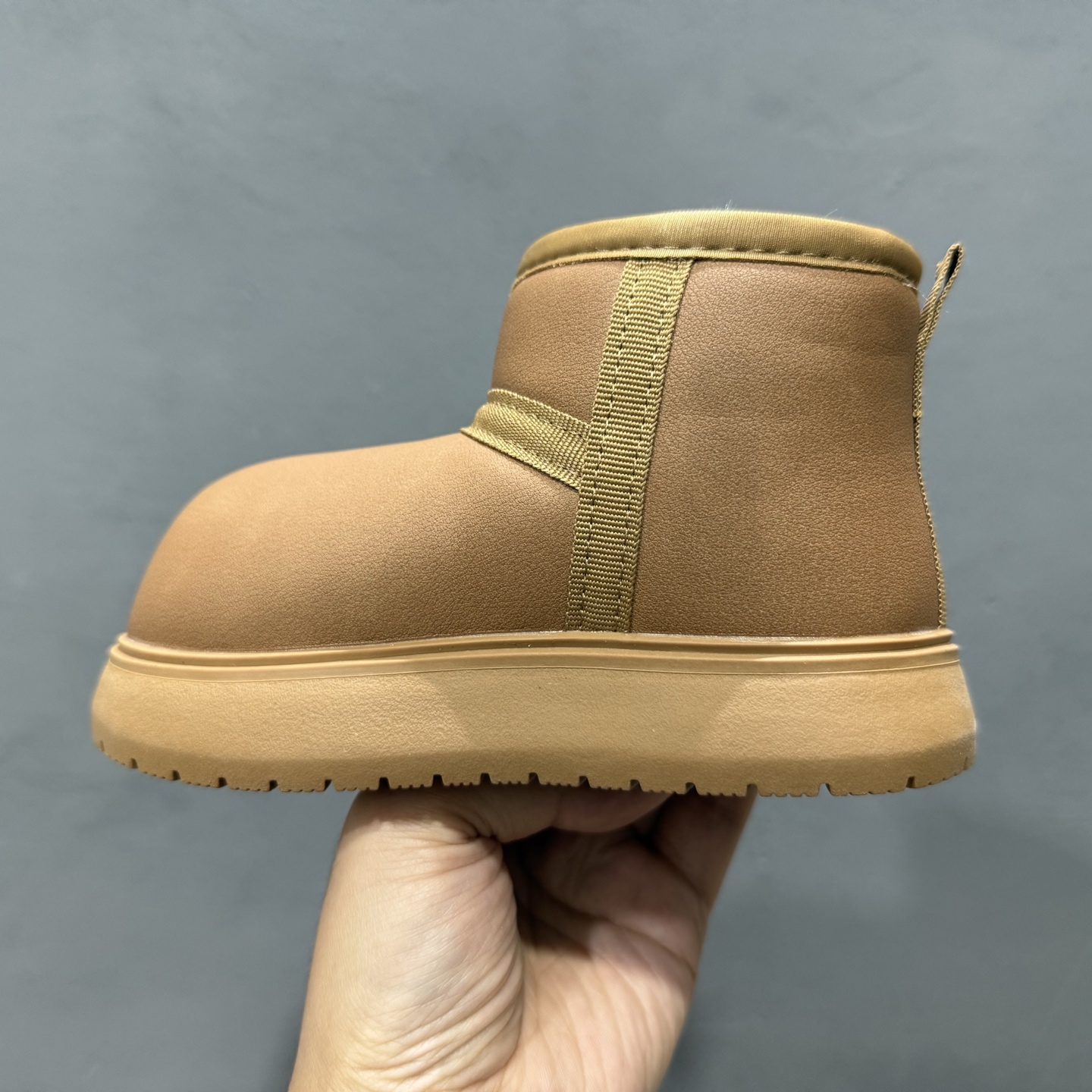 160 童鞋 UGG 保暖增高防滑 纯色简约百搭 儿童短筒雪地靴-Chinese UA Cheap High Quatity Brand Clothes Bags handbags Sneakers wholesale wholesaler seller from China Factory suppliers Fashion Clothing Shoes best Quality Beautiful Price 160 童鞋 UGG 保暖增高防滑 纯色简约百搭 儿童短筒雪地靴