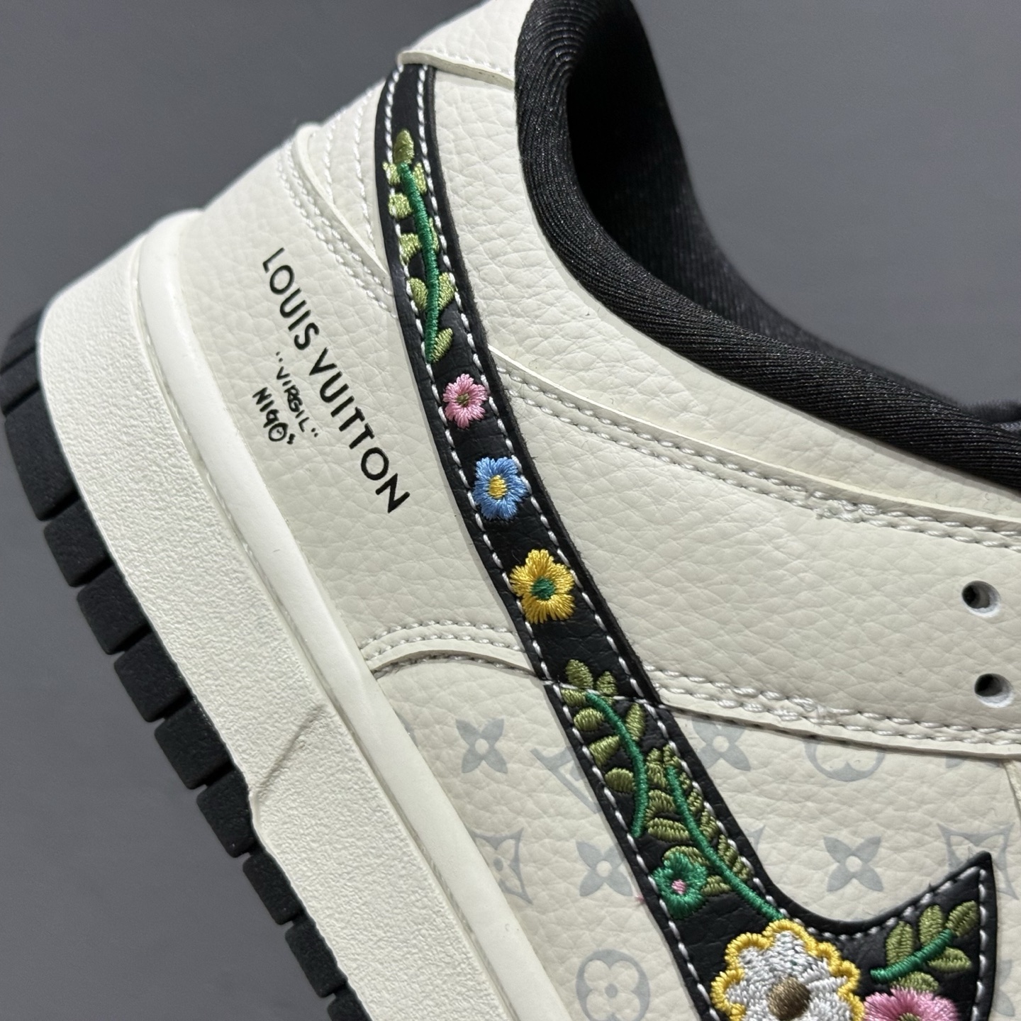 Nike Dunk Low 米白黑lv印花 DS6608-017