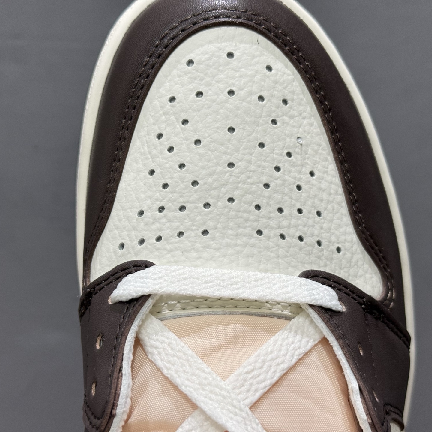 Nike AIR JORDAN 1 MID AJ1 “酒红色”低帮文化篮球鞋 FD2596-200