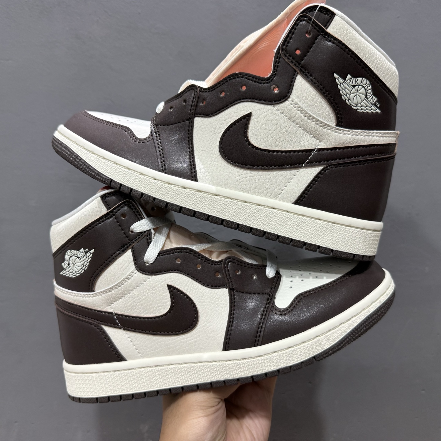 Nike AIR JORDAN 1 MID AJ1 “酒红色”低帮文化篮球鞋 FD2596-200