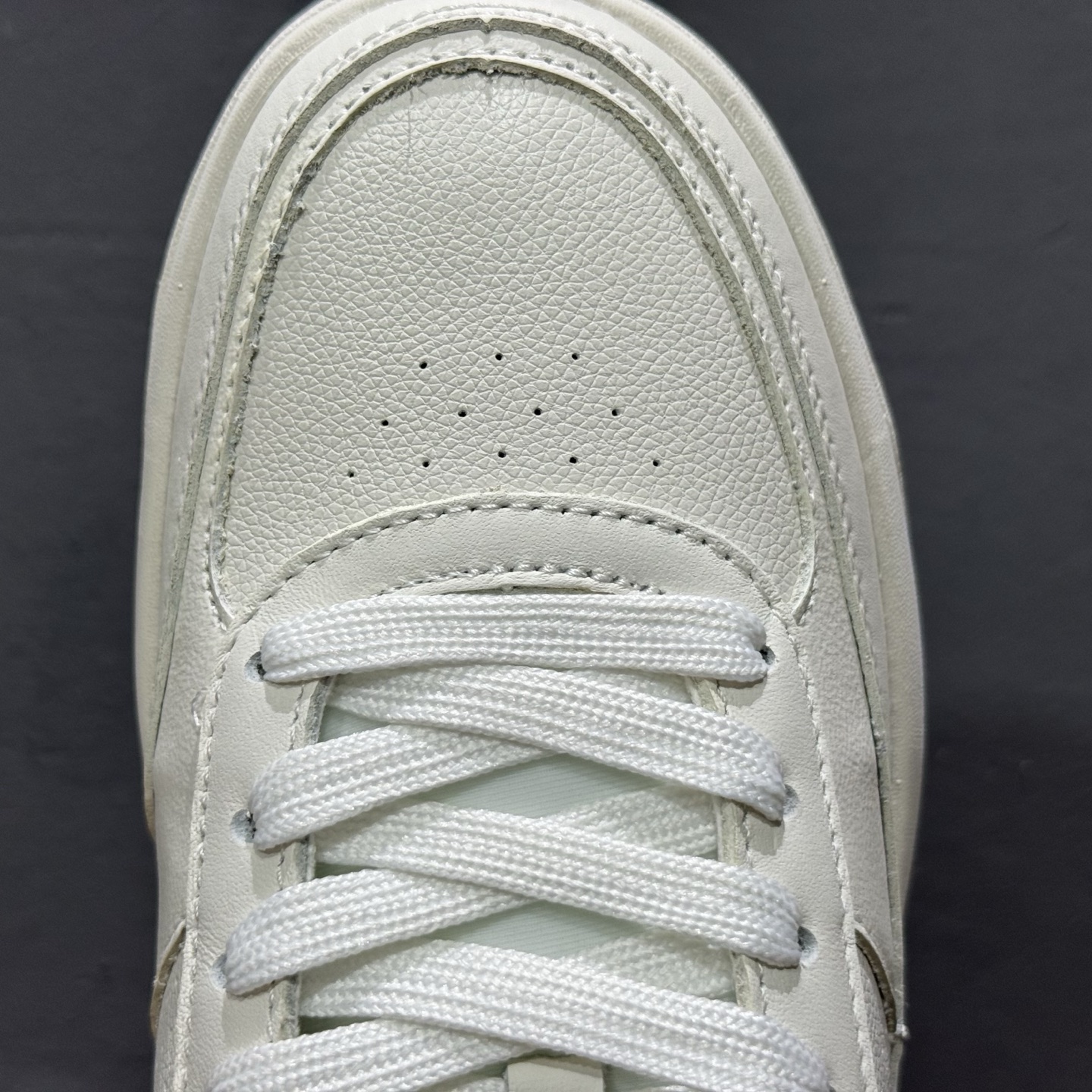 300 L/DESCENTE 同步上架小白鞋适合技术路线单日徒步穿着 aeriosflgtx鞋受到长途野外跑步鞋-Chinese UA Cheap High Quatity Brand Clothes Bags handbags Sneakers wholesale wholesaler seller from China Factory suppliers Fashion Clothing Shoes best Quality Beautiful Price 300 L/DESCENTE 同步上架小白鞋适合技术路线单日徒步穿着 aeriosflgtx鞋受到长途野外跑步鞋