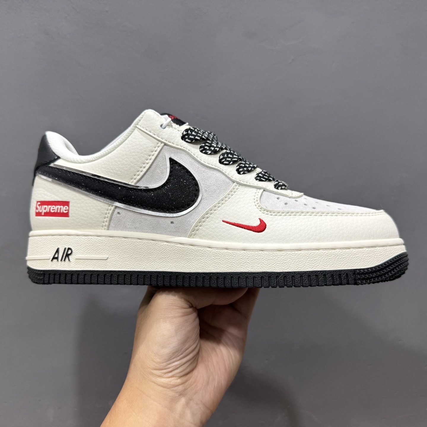 NIke Air Force 1 ’07 Low “Supreme联名”空军一号 低帮 运动鞋 QY6818-520