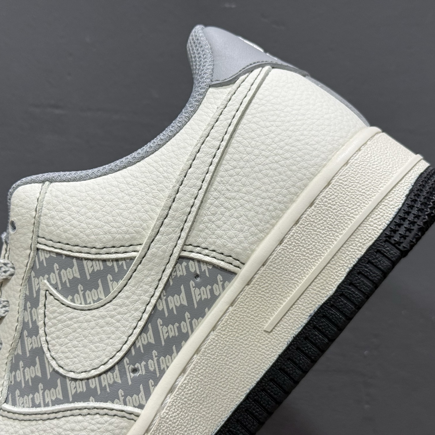 NIke Air Force 1 '07 Low “Supreme联名”空军一号 低帮 运动鞋 休闲鞋 YX506-341