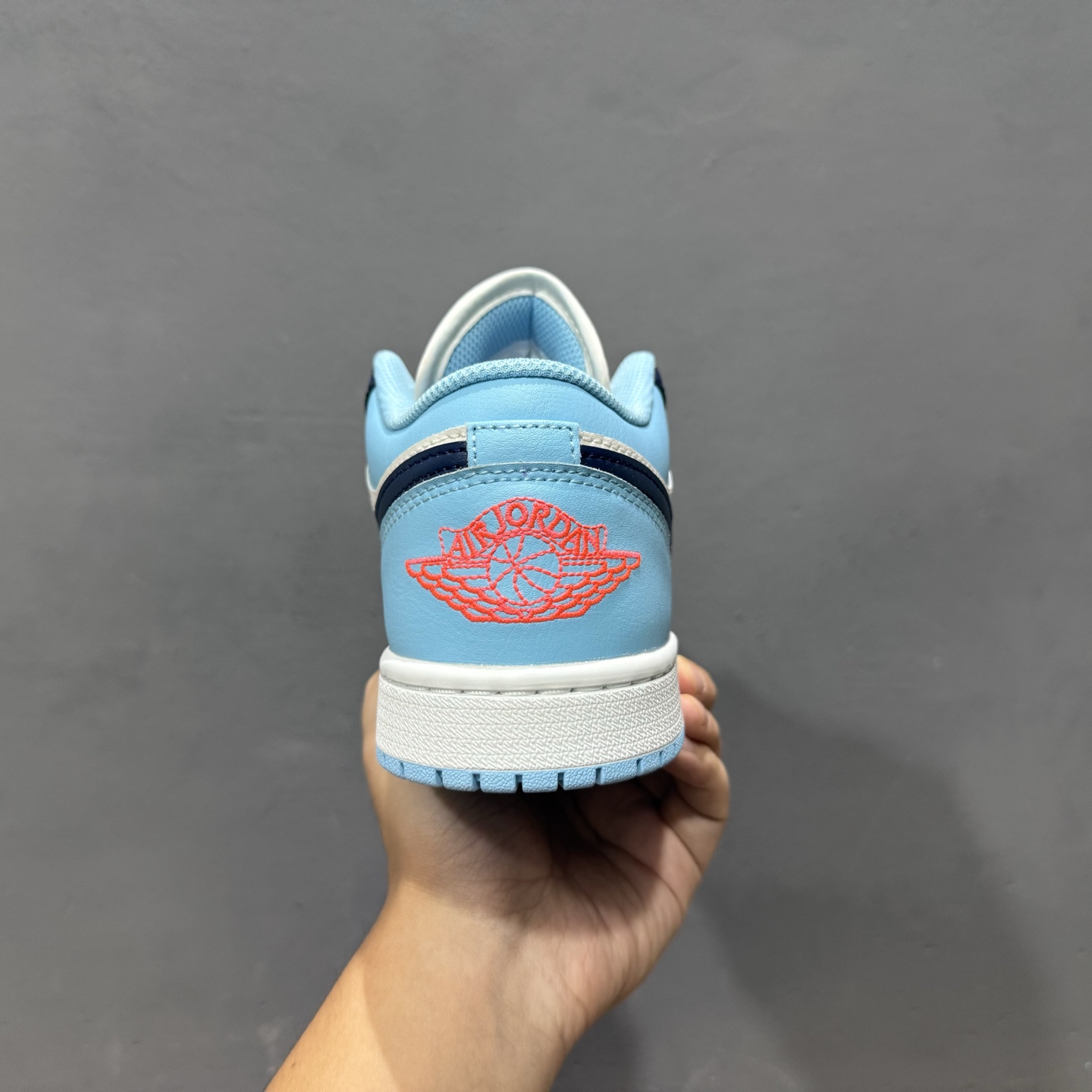 Air Jordan 1 Low AJ1 乔1蓝白黑勾 低帮文化休闲板鞋 553558-149