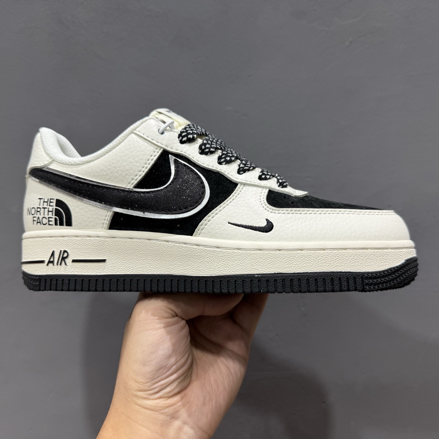 NIke Air Force 1 ’07 Low “Supreme联名”空军一号 低帮 运动鞋 休闲鞋 QY6818-523