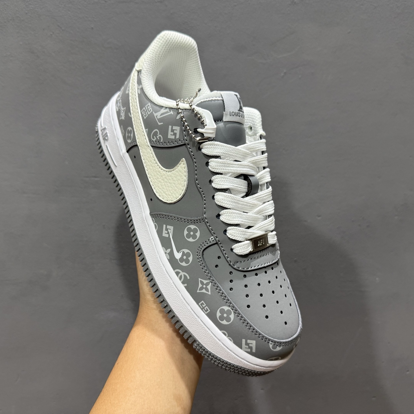 NIke Air Force 1 '07 Low LV联名--灰白印花 空军一号低帮 运动鞋 休闲鞋 NH0601-575