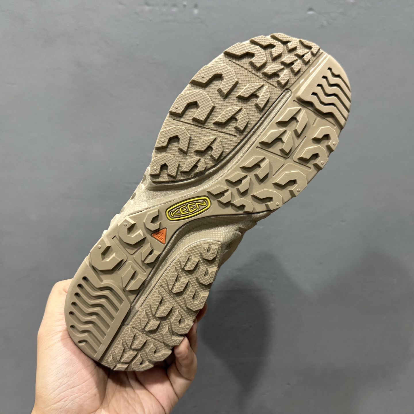 220 Keen Hood Nxis Pull On wp 科恩冬季中帮户外加绒款雪地鞋 KNSO3F414BK