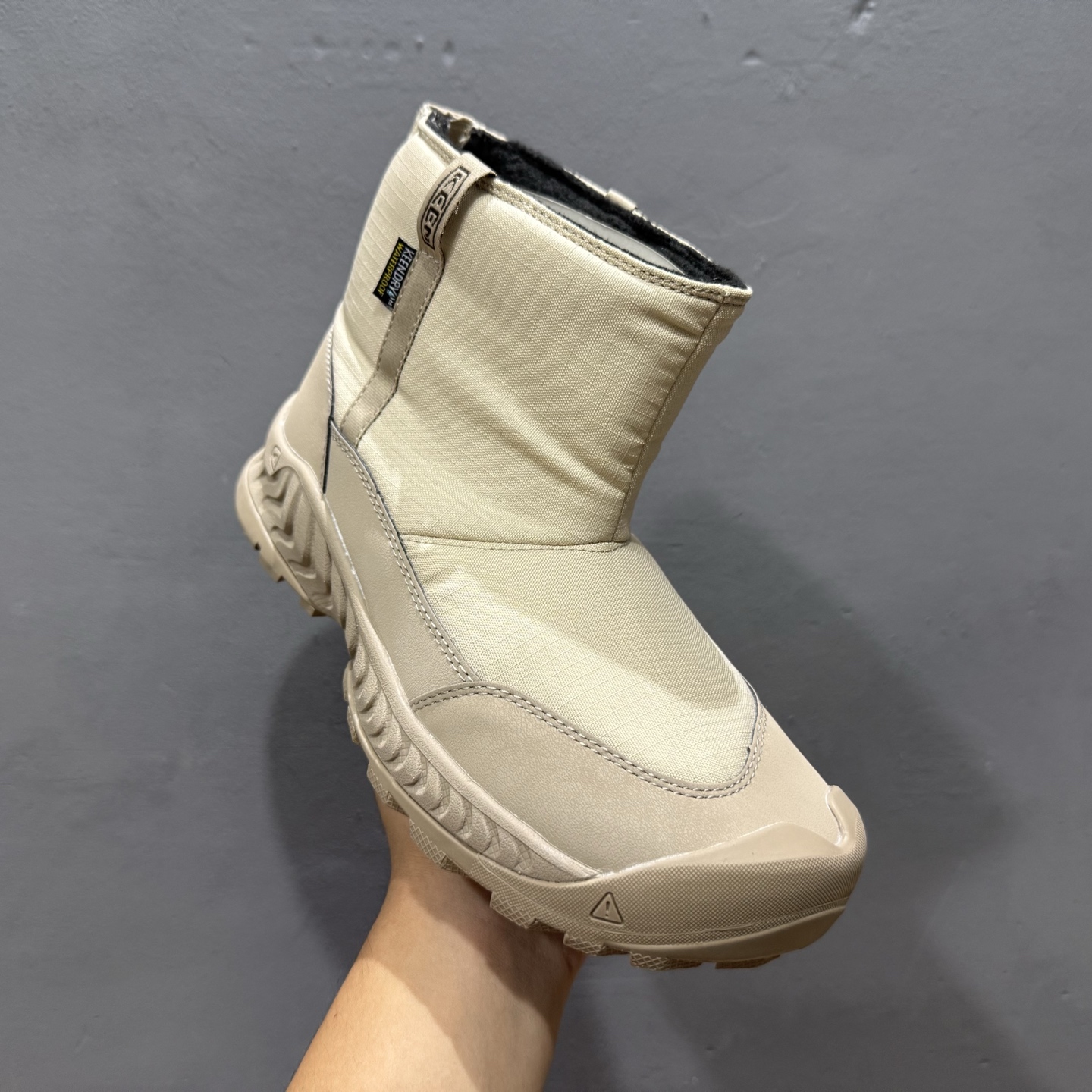 220 Keen Hood Nxis Pull On wp 科恩冬季中帮户外加绒款雪地鞋 KNSO3F414BK