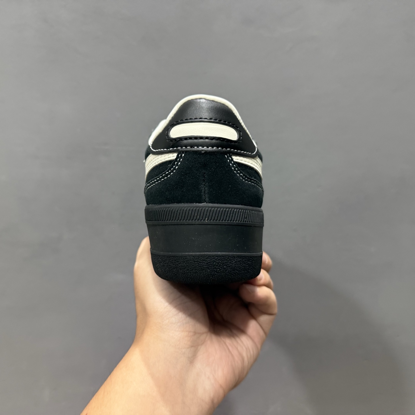 180 Onitsuka Tiger鬼冢虎 Sclaw 经典舒适 生活休闲鞋 1183C489-300