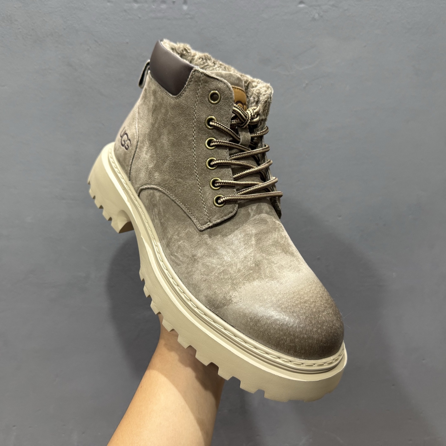 280 美国轻奢品牌 UGG Tasman Weather Hybrid 塔斯曼混合系列户外中帮休闲马丁靴雪地靴46171