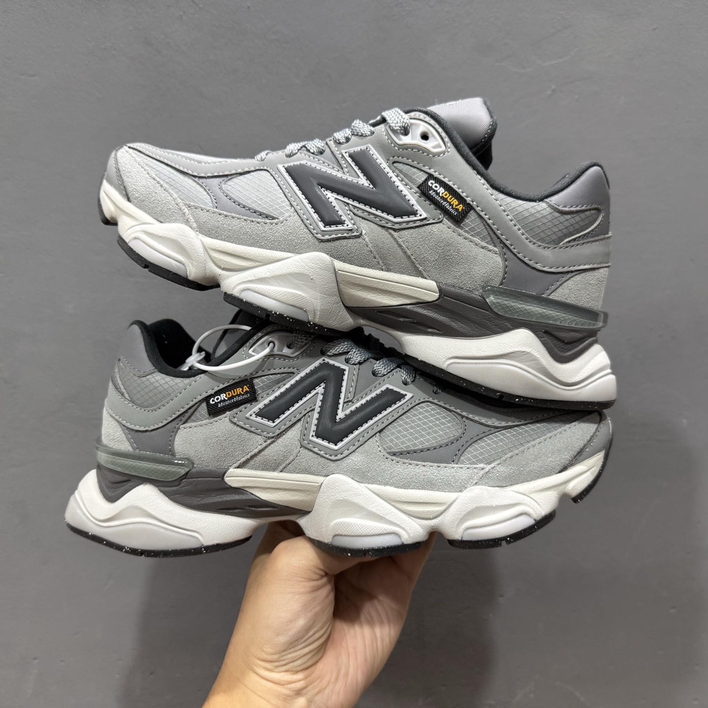 240 大厂出品 New Balance NB 9060 灰色 U9060ORB-Chinese UA Cheap High Quatity Brand Clothes Bags handbags Sneakers wholesale wholesaler seller from China Factory suppliers Fashion Clothing Shoes best Quality Beautiful Price 240 大厂出品 New Balance NB 9060 灰色 U9060ORB