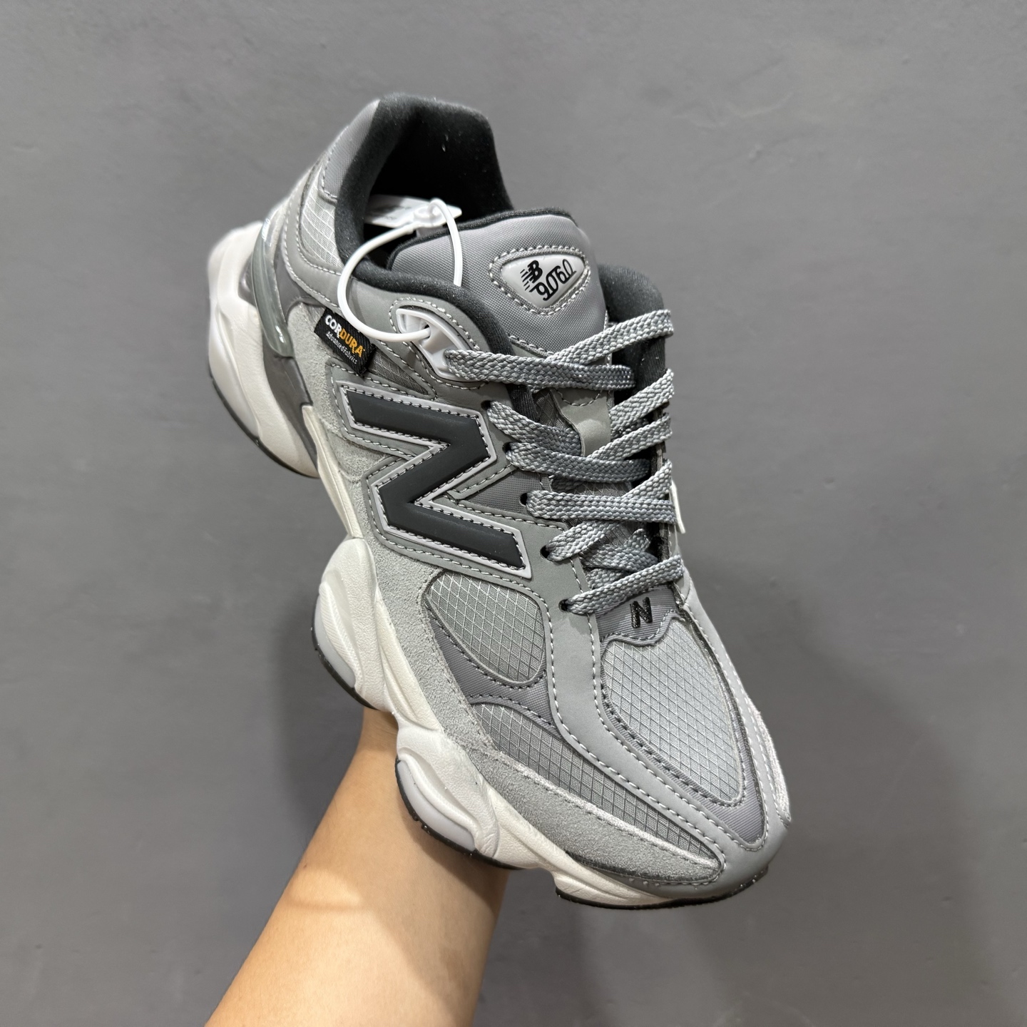 240 大厂出品 New Balance NB 9060 灰色 U9060ORB-Chinese UA Cheap High Quatity Brand Clothes Bags handbags Sneakers wholesale wholesaler seller from China Factory suppliers Fashion Clothing Shoes best Quality Beautiful Price 240 大厂出品 New Balance NB 9060 灰色 U9060ORB