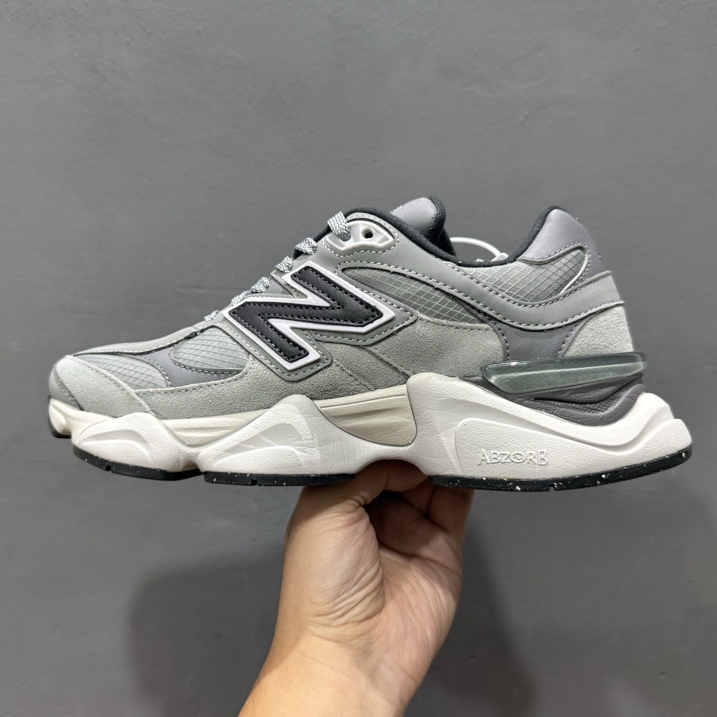 240 大厂出品 New Balance NB 9060 灰色 U9060ORB-Chinese UA Cheap High Quatity Brand Clothes Bags handbags Sneakers wholesale wholesaler seller from China Factory suppliers Fashion Clothing Shoes best Quality Beautiful Price 240 大厂出品 New Balance NB 9060 灰色 U9060ORB
