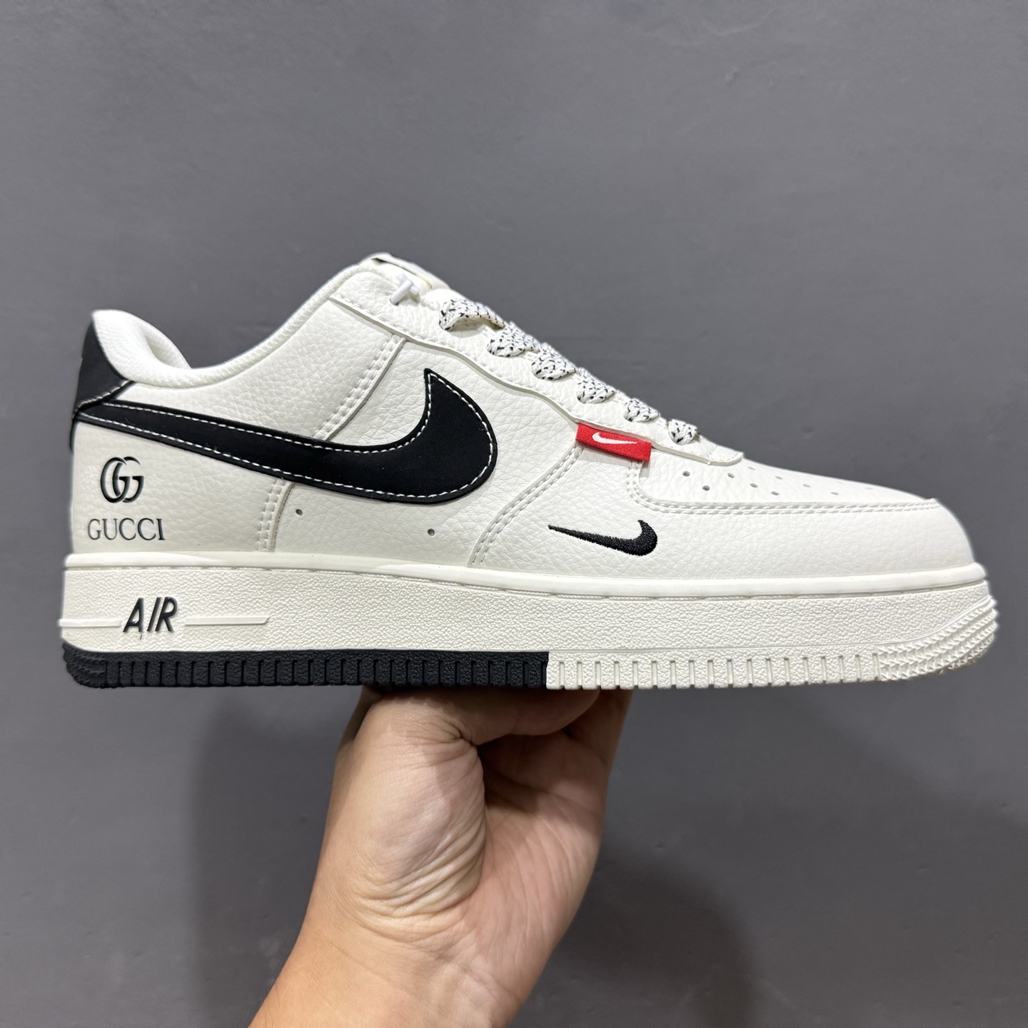 NIke Air Force 1 ’07 Low “古驰联名——双拼小黑勾”空军一号 低帮 运动鞋 休闲鞋 CS5288-009 NIke Air Force 1 ’07 Low “古驰联名——双拼小黑勾”空军一号 低帮 运动鞋 休闲鞋 CS5288-009