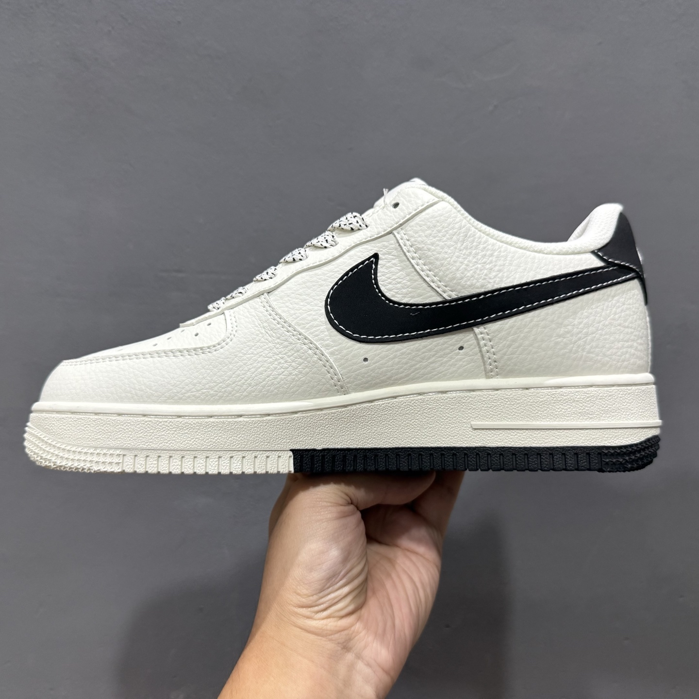 NIke Air Force 1 '07 Low “古驰联名——双拼小黑勾”空军一号 低帮 运动鞋 休闲鞋 CS5288-009 NIke Air Force 1 '07 Low “古驰联名——双拼小黑勾”空军一号 低帮 运动鞋 休闲鞋 CS5288-009