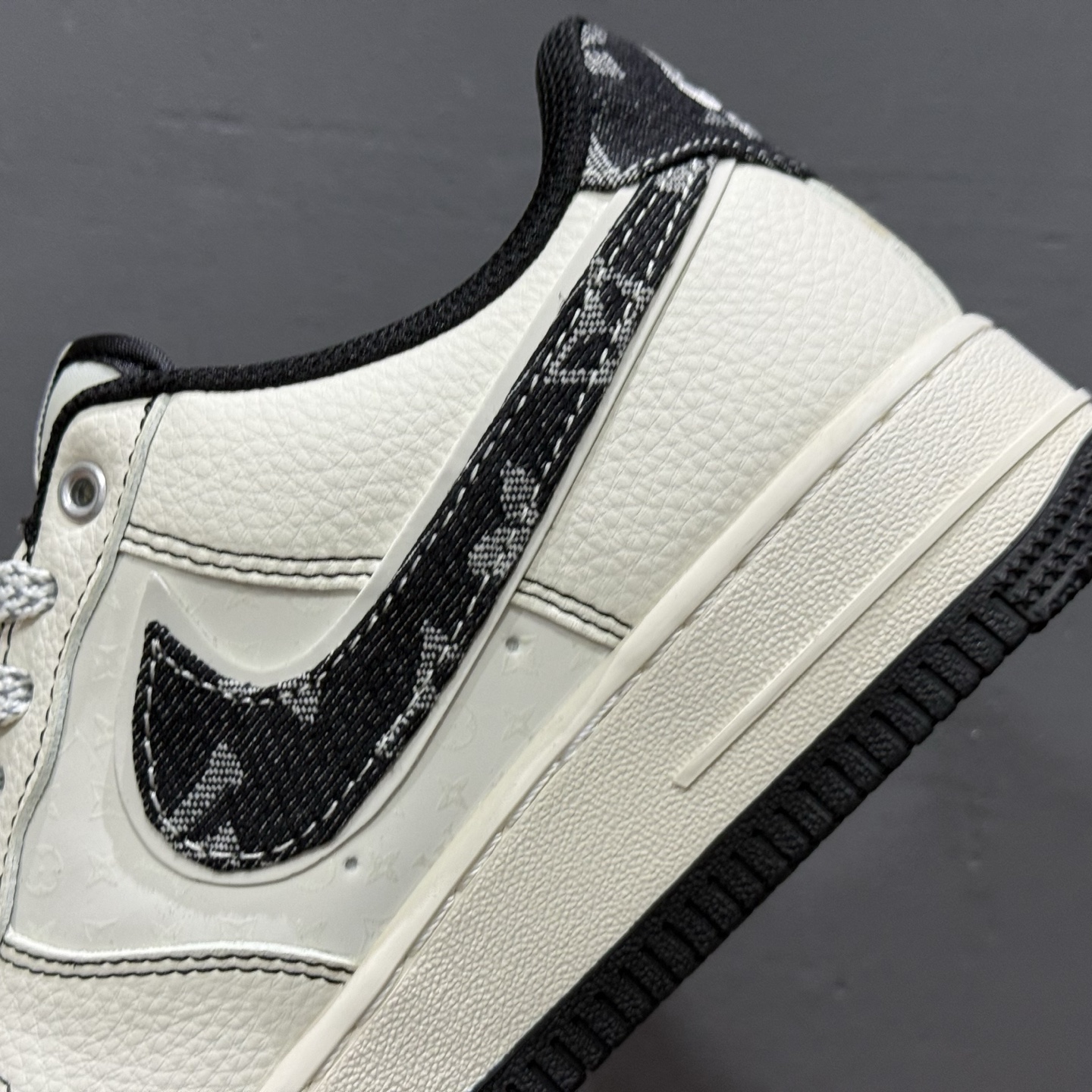 NIke Air Force 1 '07 Low “LV联名——黑线黑牛仔”空军一号 低帮 运动鞋 休闲鞋 YX5066-347