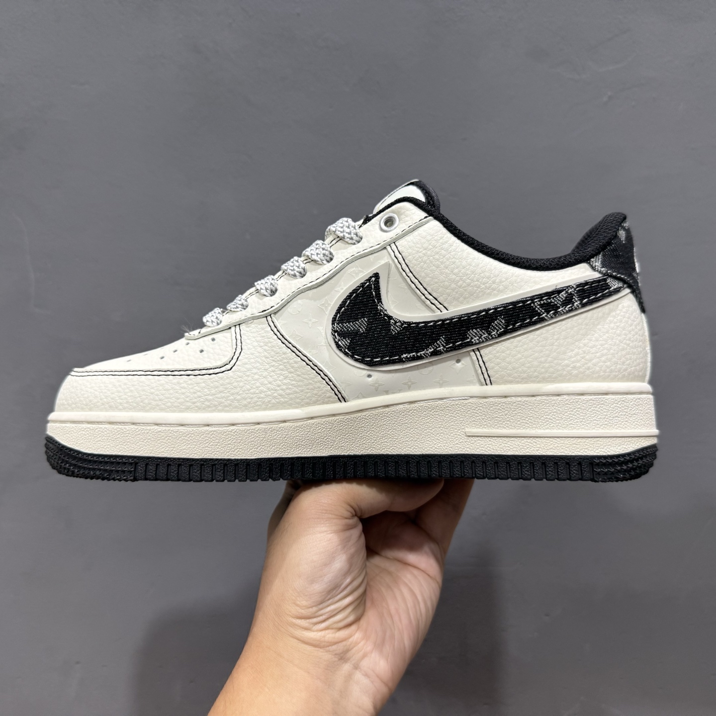 NIke Air Force 1 '07 Low “LV联名——黑线黑牛仔”空军一号 低帮 运动鞋 休闲鞋 YX5066-347
