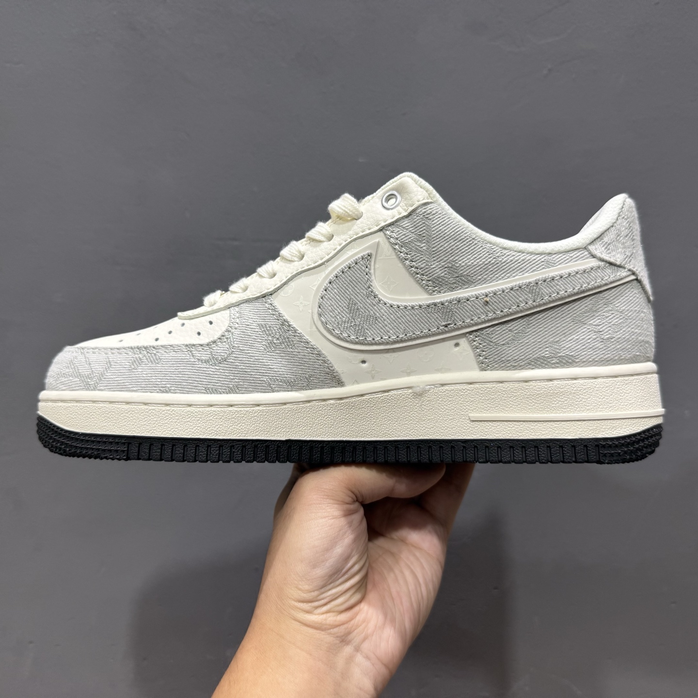NIke Air Force 1 '07 Low “LV联名——黑线黑牛仔”空军一号 低帮 运动鞋 休闲鞋 YX5066-343