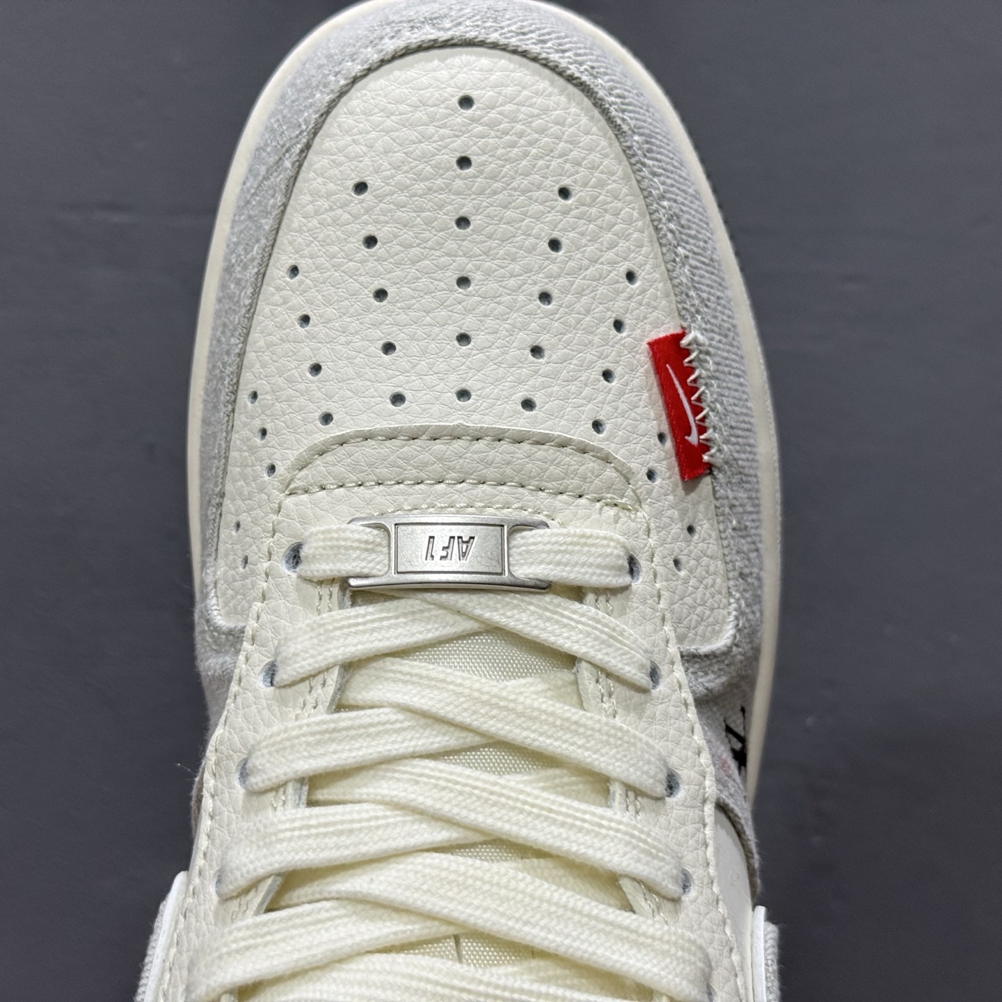 NIke Air Force 1 '07 Low “LV联名——黑线黑牛仔”空军一号 低帮 运动鞋 休闲鞋 YX5066-343