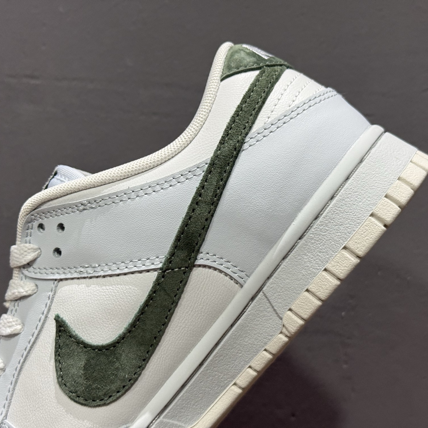 Nike Dunk Light 浅灰绿 银白 IM3371-030