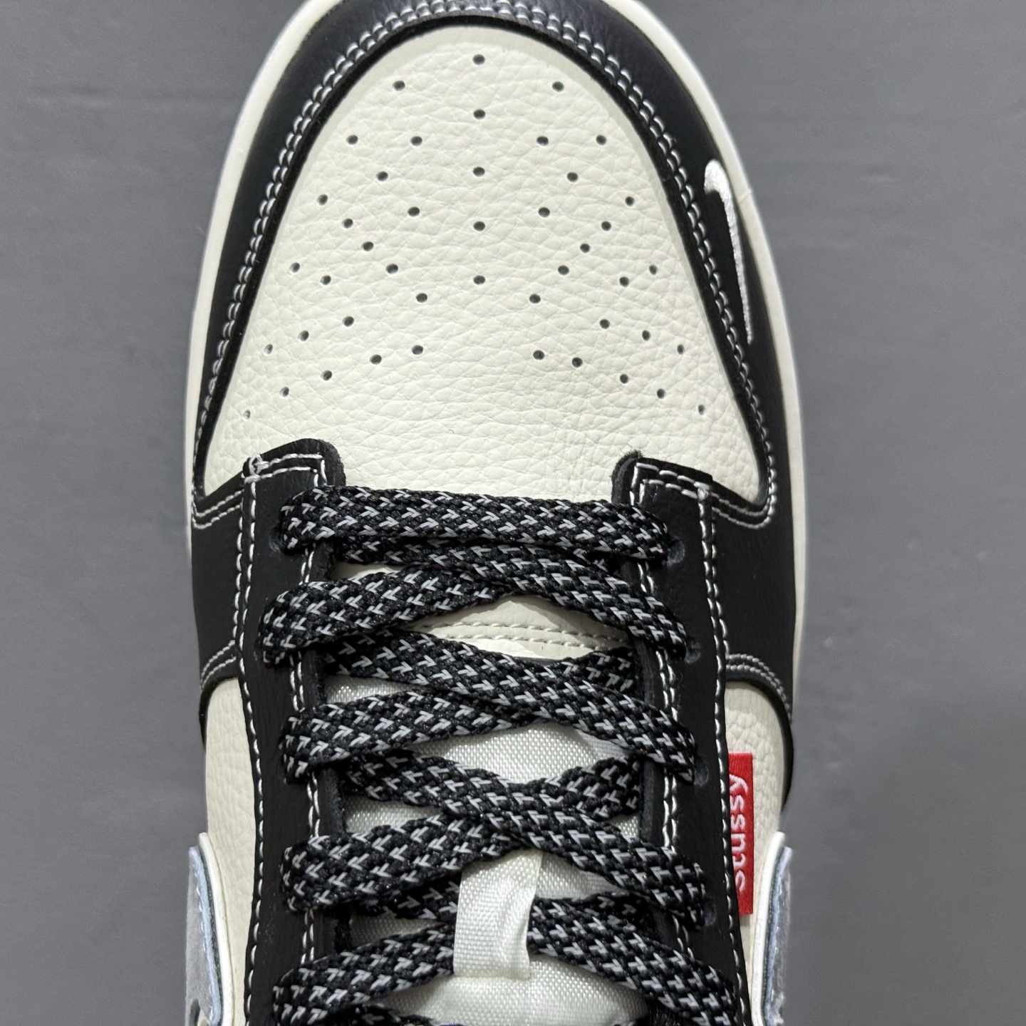 Stussy x Nike Dunk Low 黑白熊猫 DN3168-003