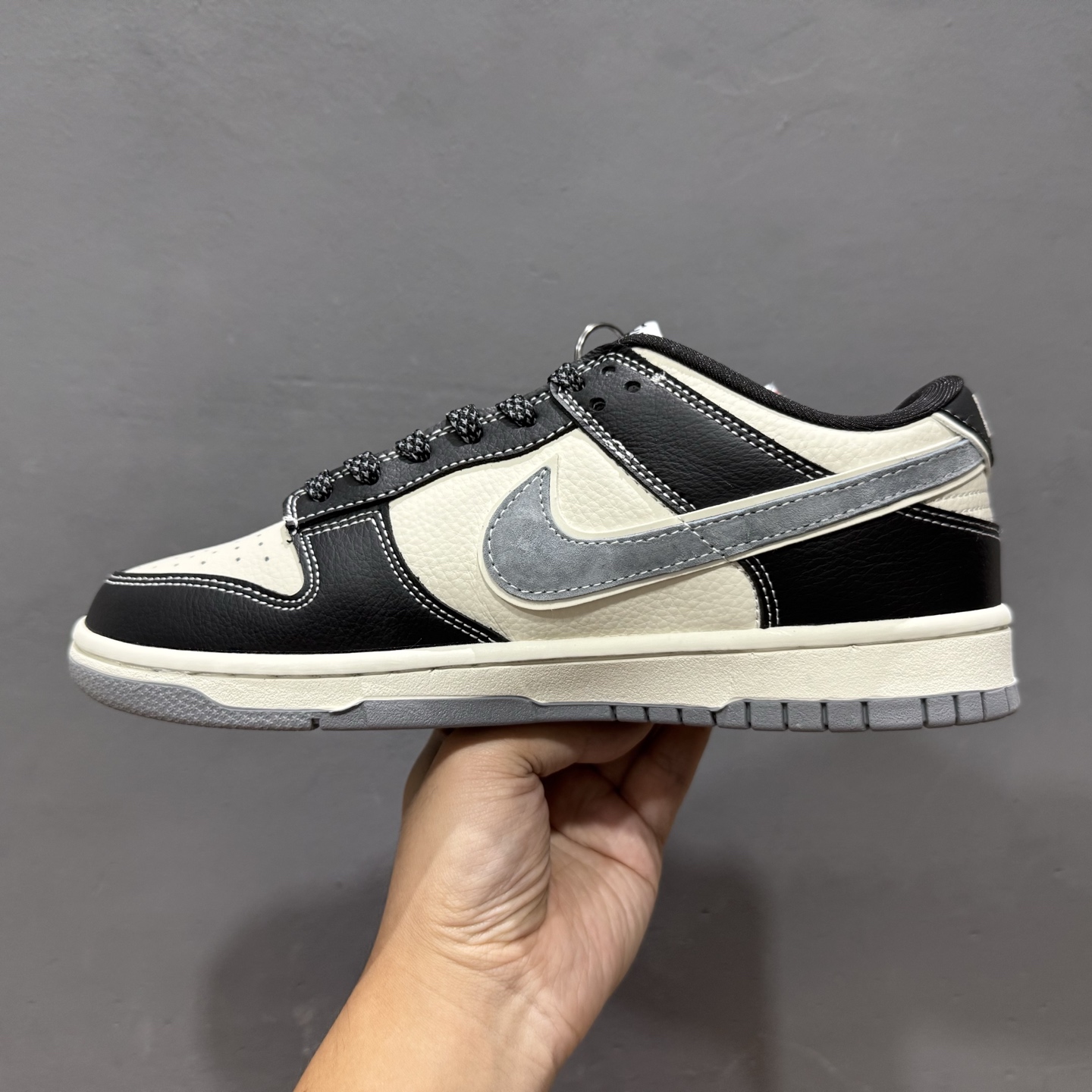 Stussy x Nike Dunk Low 黑白熊猫 DN3168-003