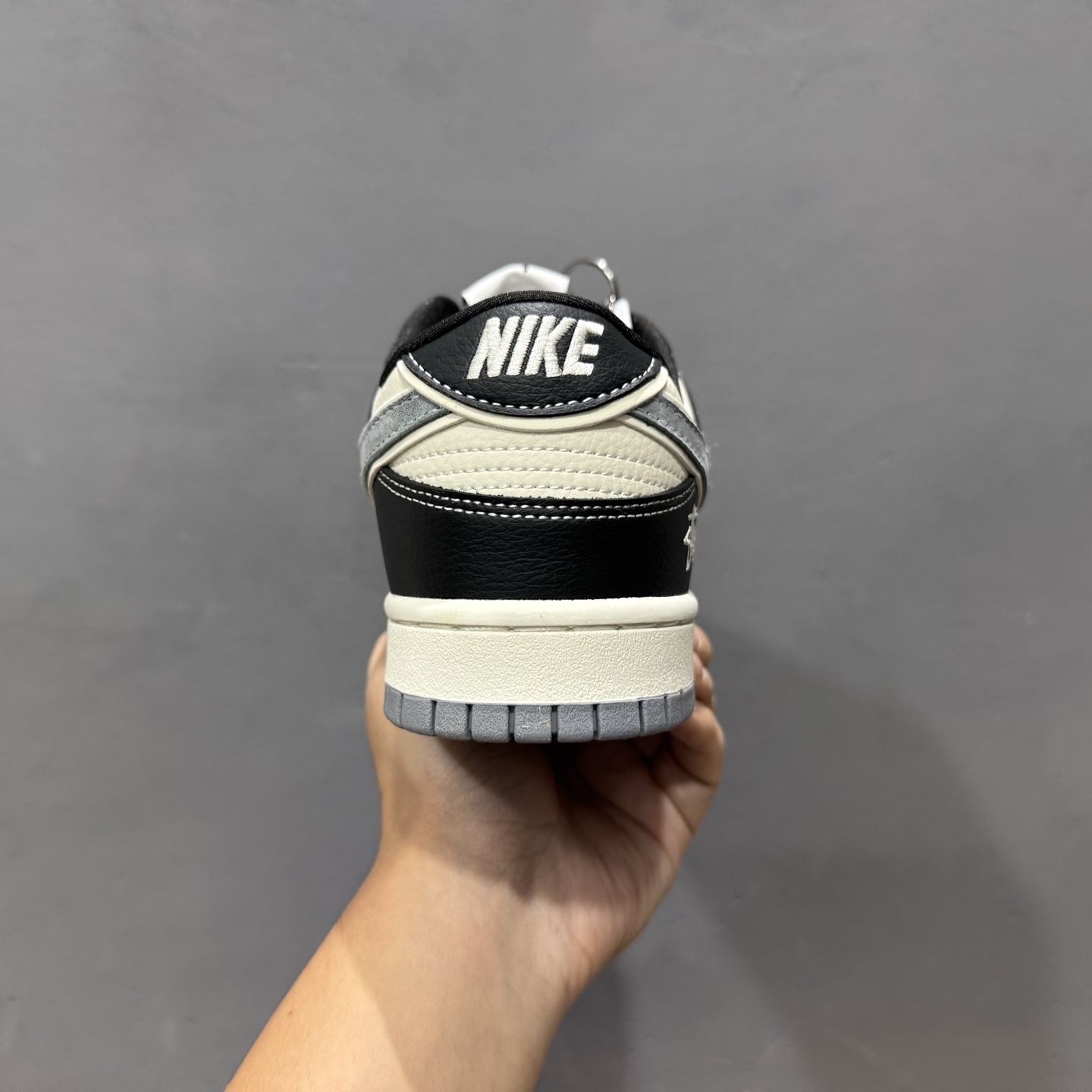 Stussy x Nike Dunk Low 黑白熊猫 DN3168-003