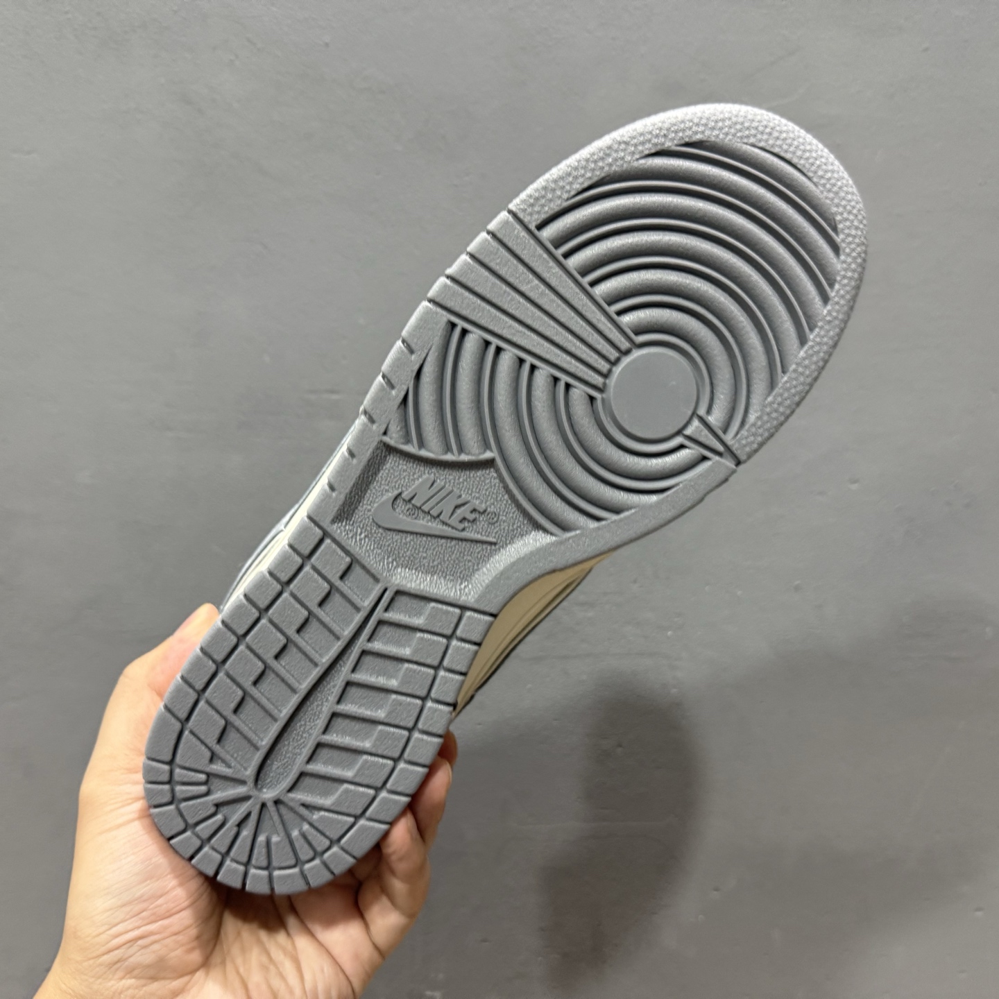 Stussy x Nike Dunk Low 黑白熊猫 DN3168-003