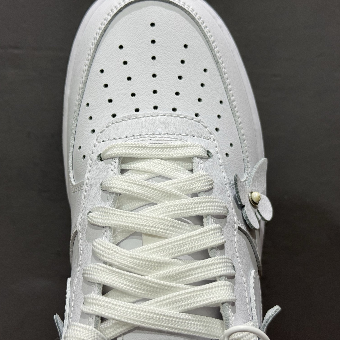 Nike Air Force 1'07 Low 蝴蝶坠花 空军一号低帮休闲板鞋 IH4480-100