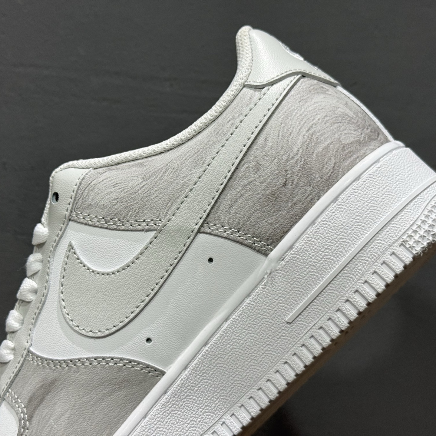 Nike Air Force 1'07 Low 二次元主题 银河序 空军一号低帮休闲板鞋 ZH0316-131