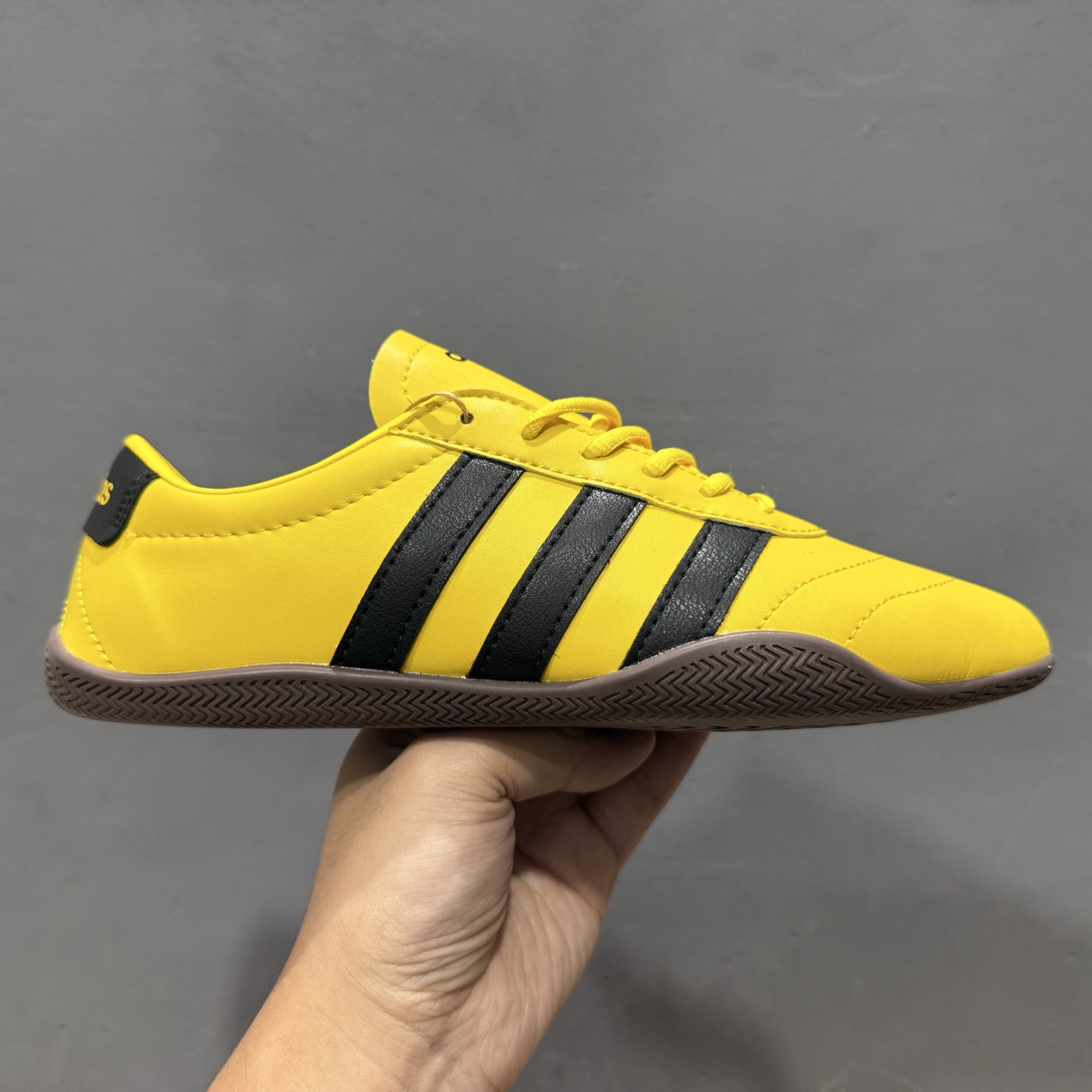 Adidas Grand Court 阿迪舒适百搭时尚简约低帮网球鞋 JQ9693