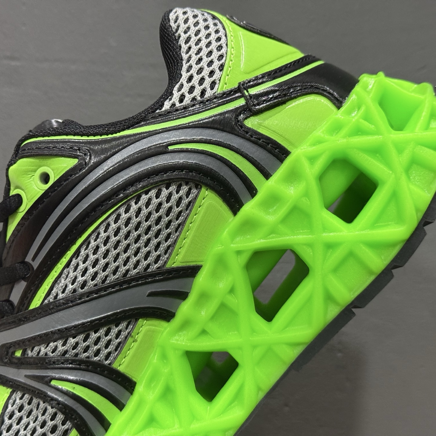 420 Dior x Kaws迪奥 联名款B35胶囊系列 镂空