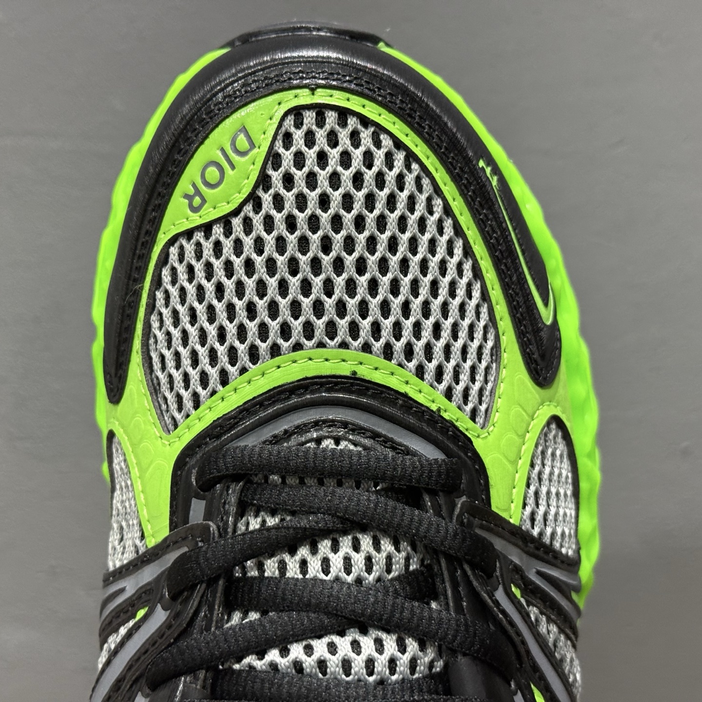 420 Dior x Kaws迪奥 联名款B35胶囊系列 镂空