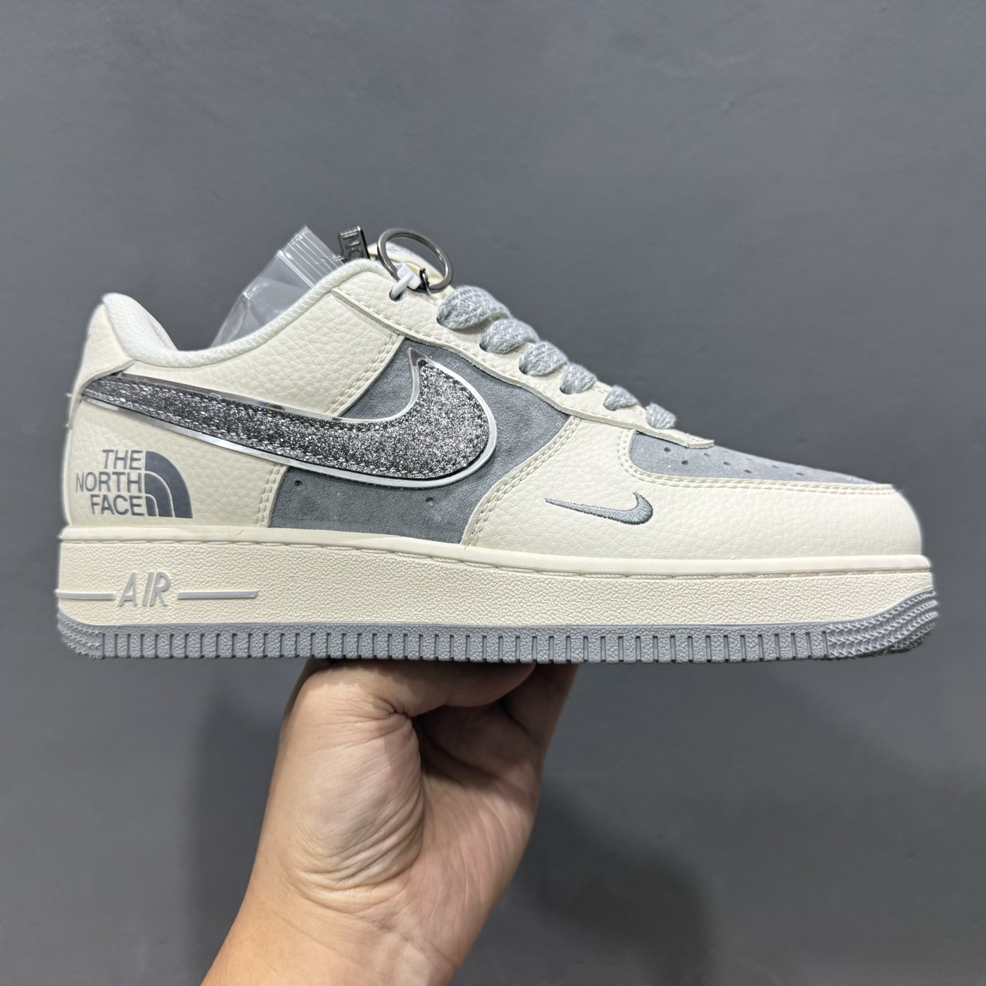 NIke Air Force 1 ’07 Low “北面联名–满天星深蓝勾白配色”空军一号 低帮 运动鞋 QY6818-524
