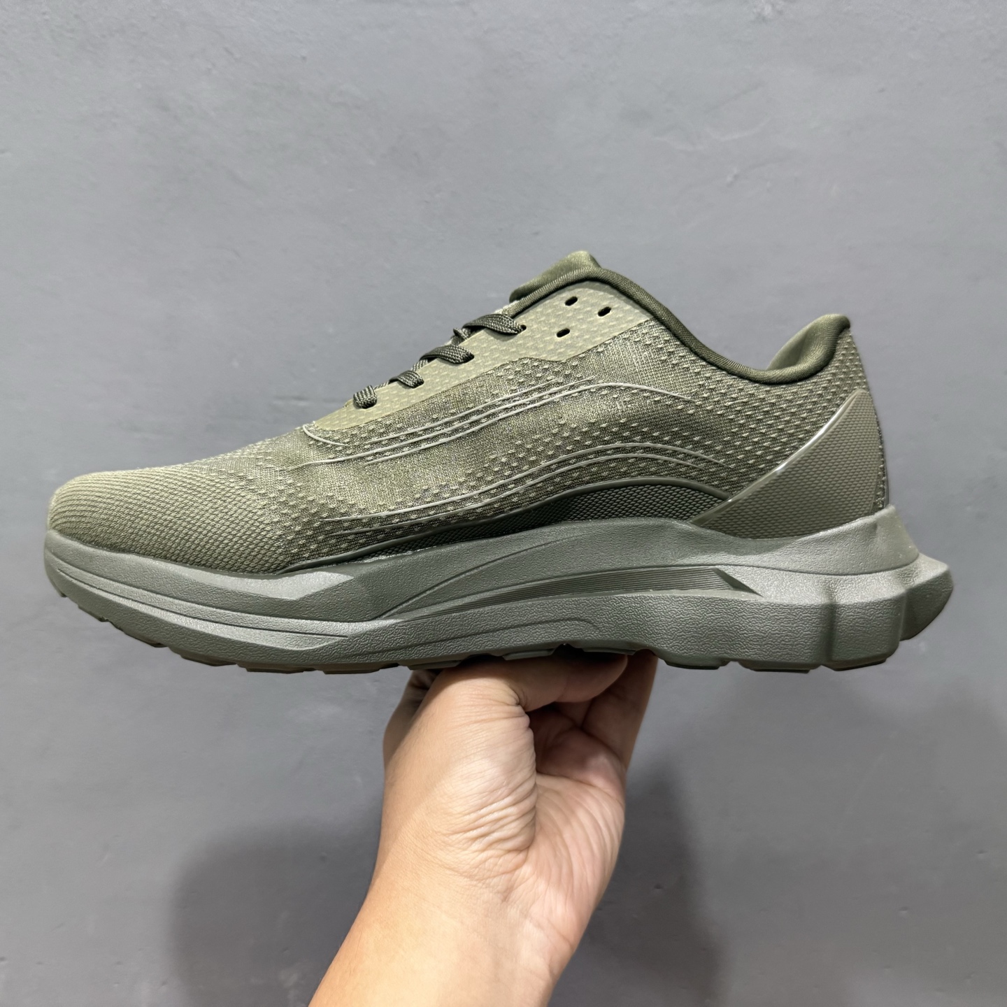 200 Alo Yoga Sunset Sneaker 徳训生活休闲鞋 A0891U