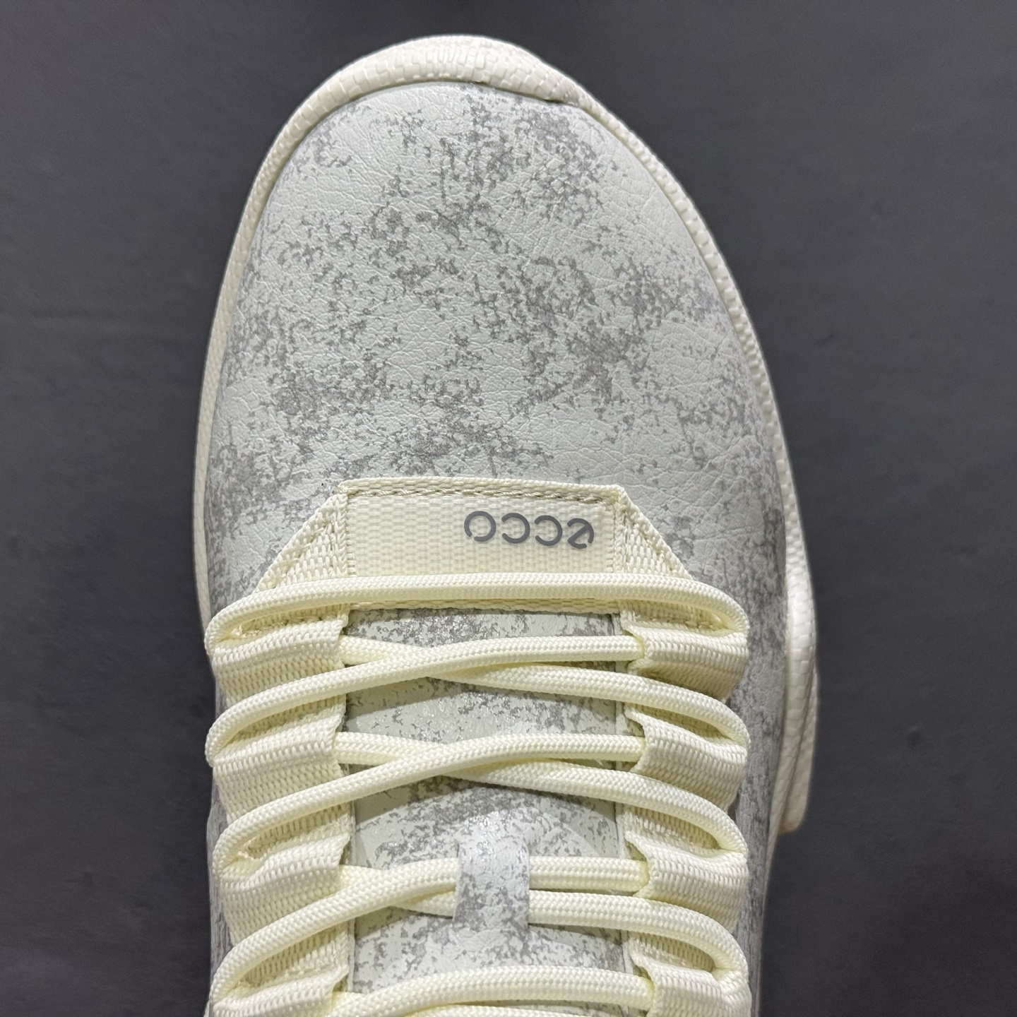 280 ECCO爱步防水运动鞋男 皮面休闲鞋户外男鞋