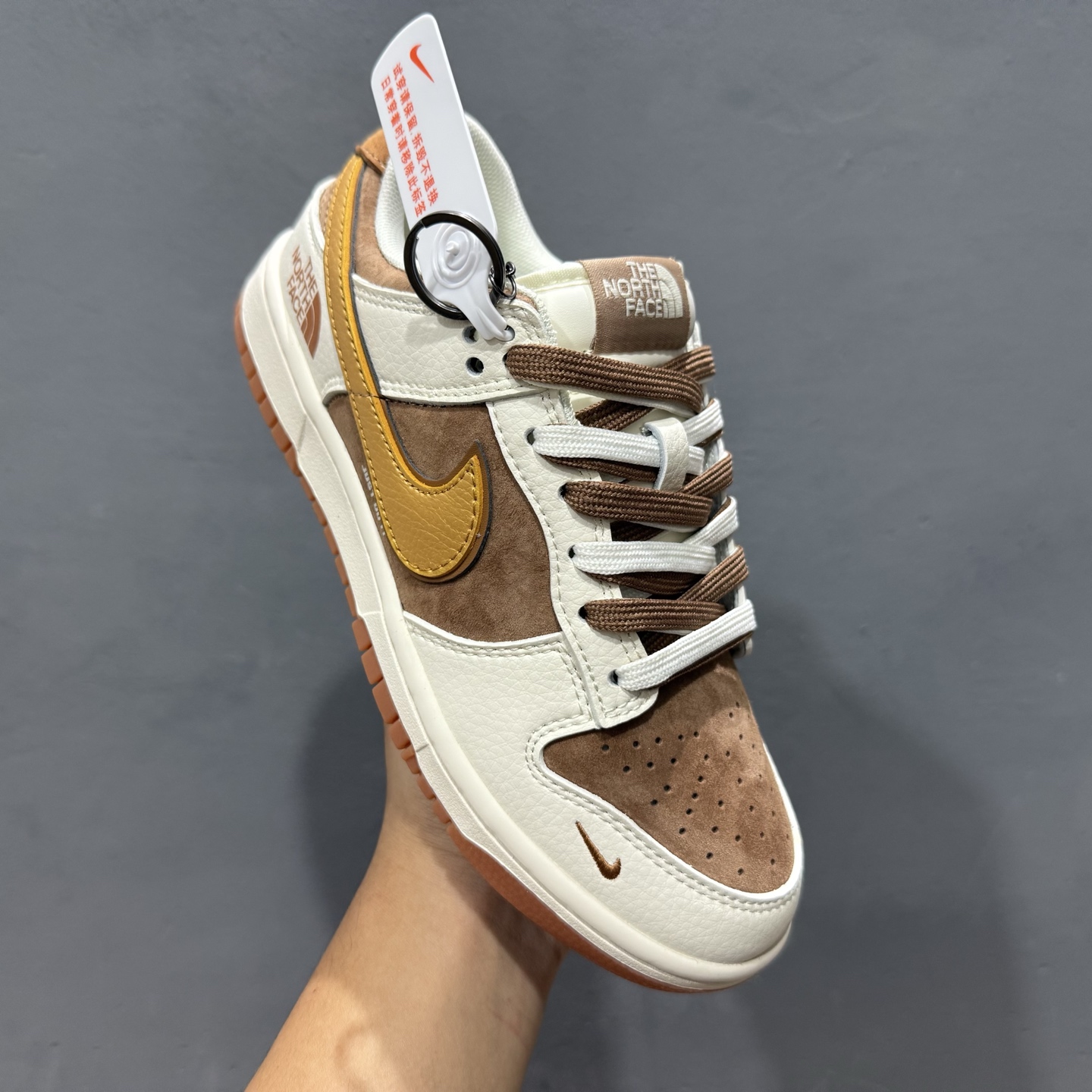200 独家实拍Nk SB Dunk Low 北面联名 米棕黄勾 周年高端定制 低帮休闲板鞋 DM6868-020