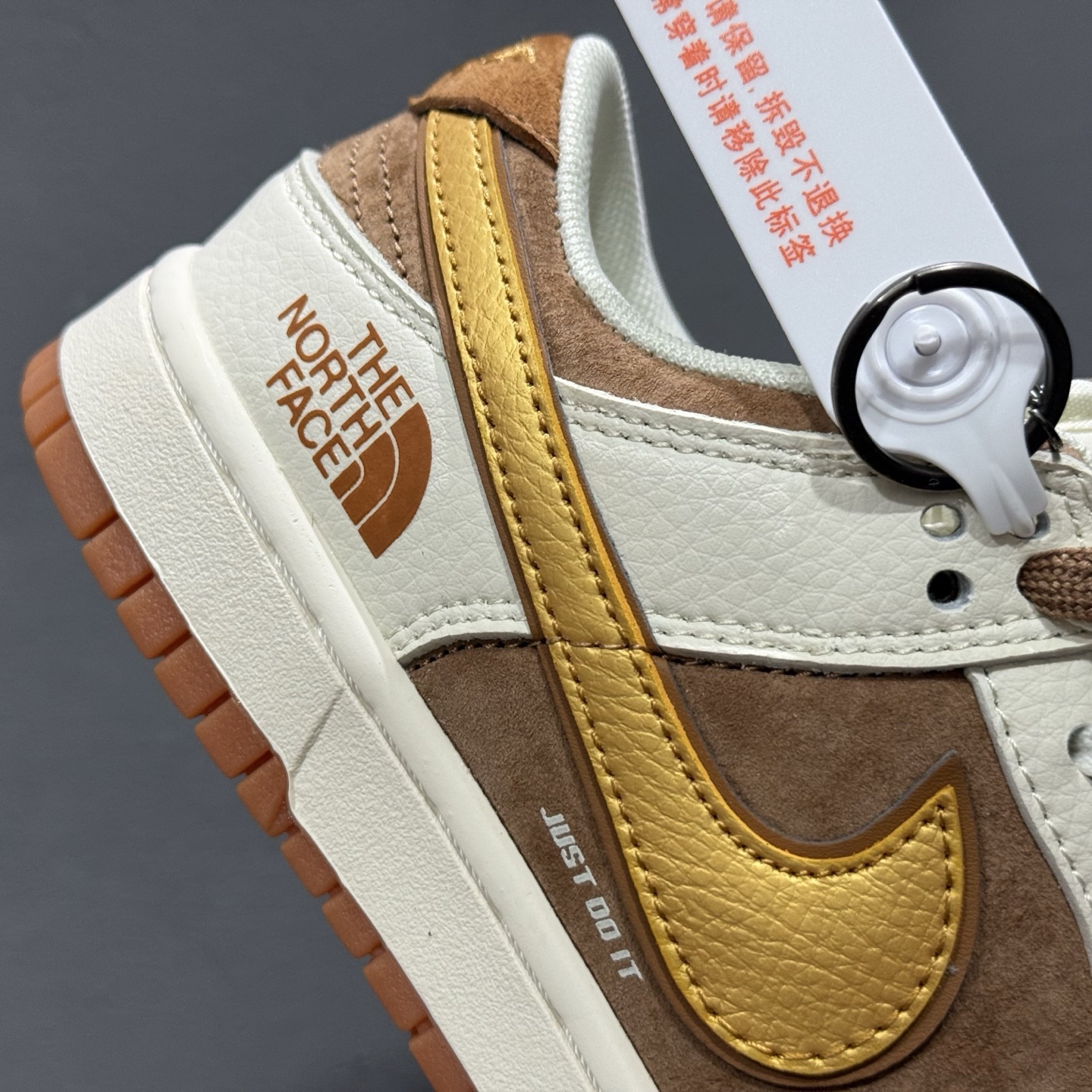 200 独家实拍Nk SB Dunk Low 北面联名 米棕黄勾 周年高端定制 低帮休闲板鞋 DM6868-020