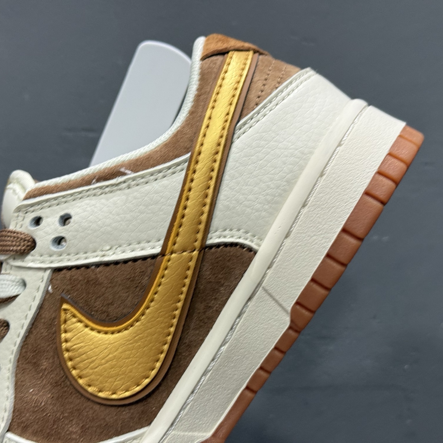 200 独家实拍Nk SB Dunk Low 北面联名 米棕黄勾 周年高端定制 低帮休闲板鞋 DM6868-020