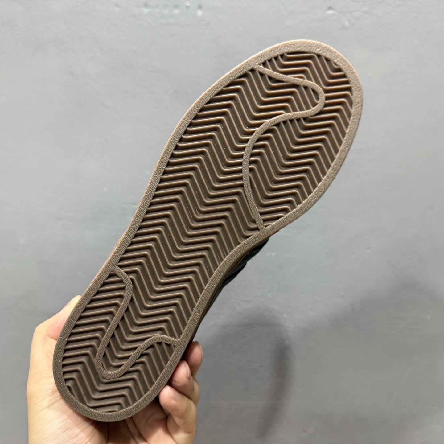 140 ：Adidas Originals Superstar贝壳头系列 阿迪达斯 低帮经典百搭休闲运动板鞋 JQ3226-132