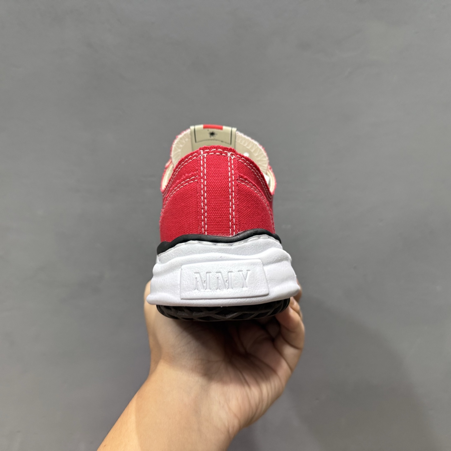 220 余文乐挚爱单品 MMY Blakey 脏脏鞋 AMIRI骨头鞋同款 复古溶解风运动鞋