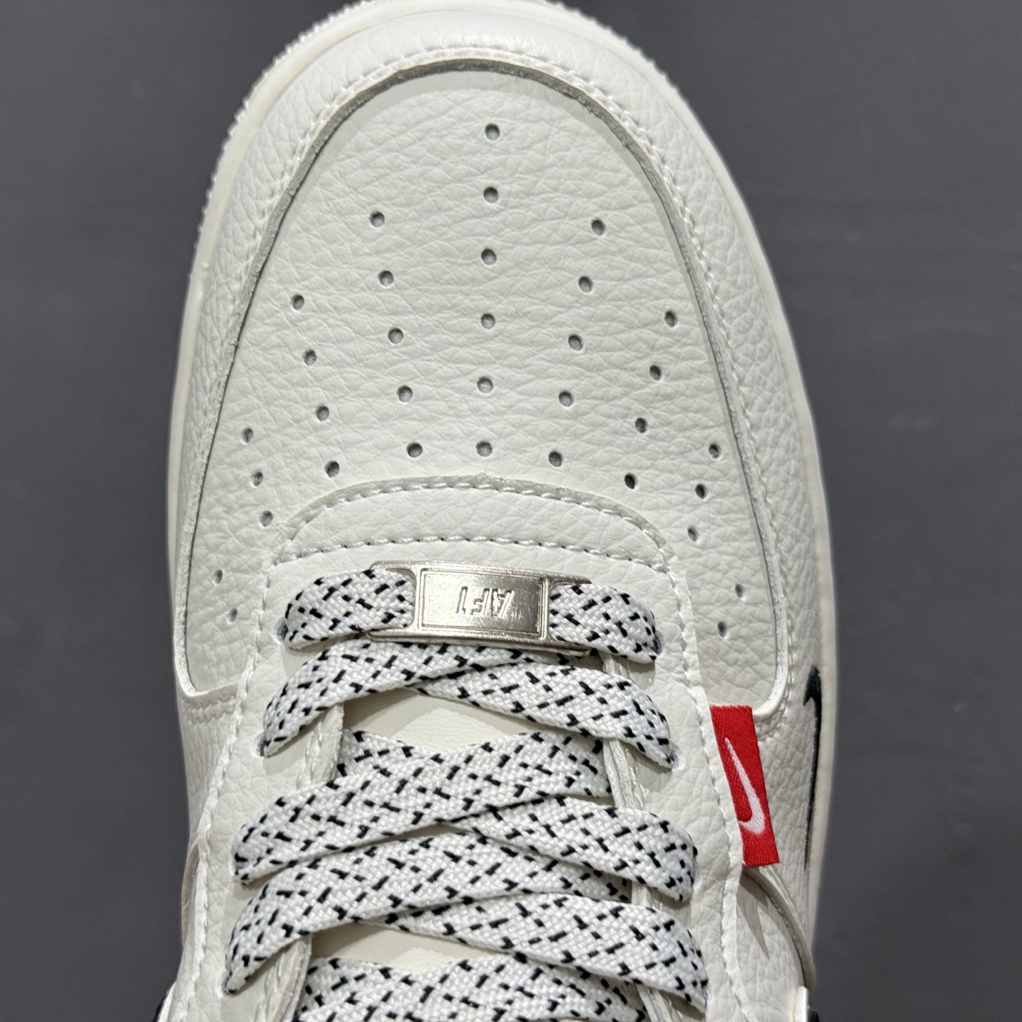 200 独家实拍Nike Air Force 1 Low 07 x Stussy 白黑小钩满天星 CS5288-010