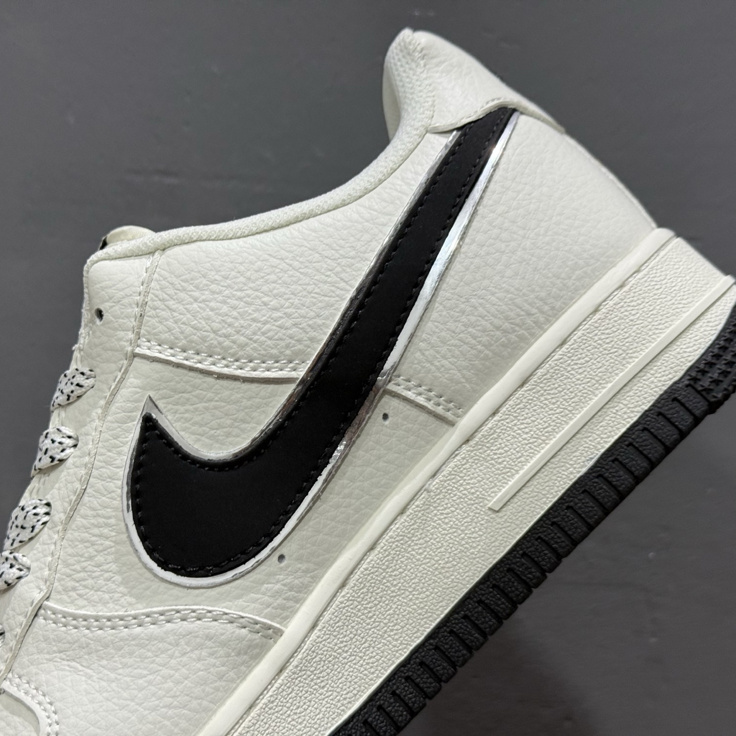 200 独家实拍Nike Air Force 1 Low 07 x Stussy 白黑小钩满天星 CS5288-010